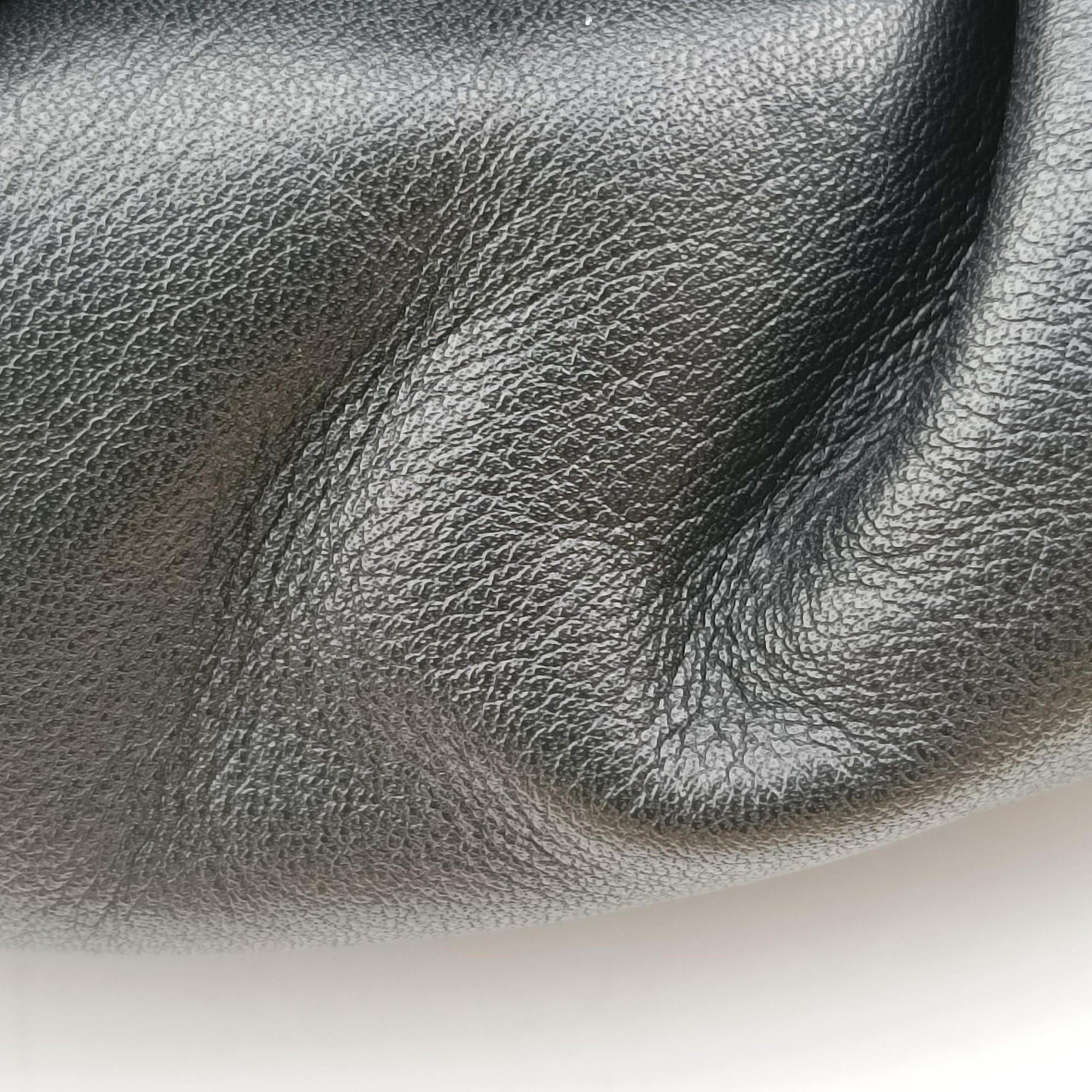 Pre-owned Bottega Veneta THE Chain Pouch Black lambskin  shoulderbag | stylenewstar