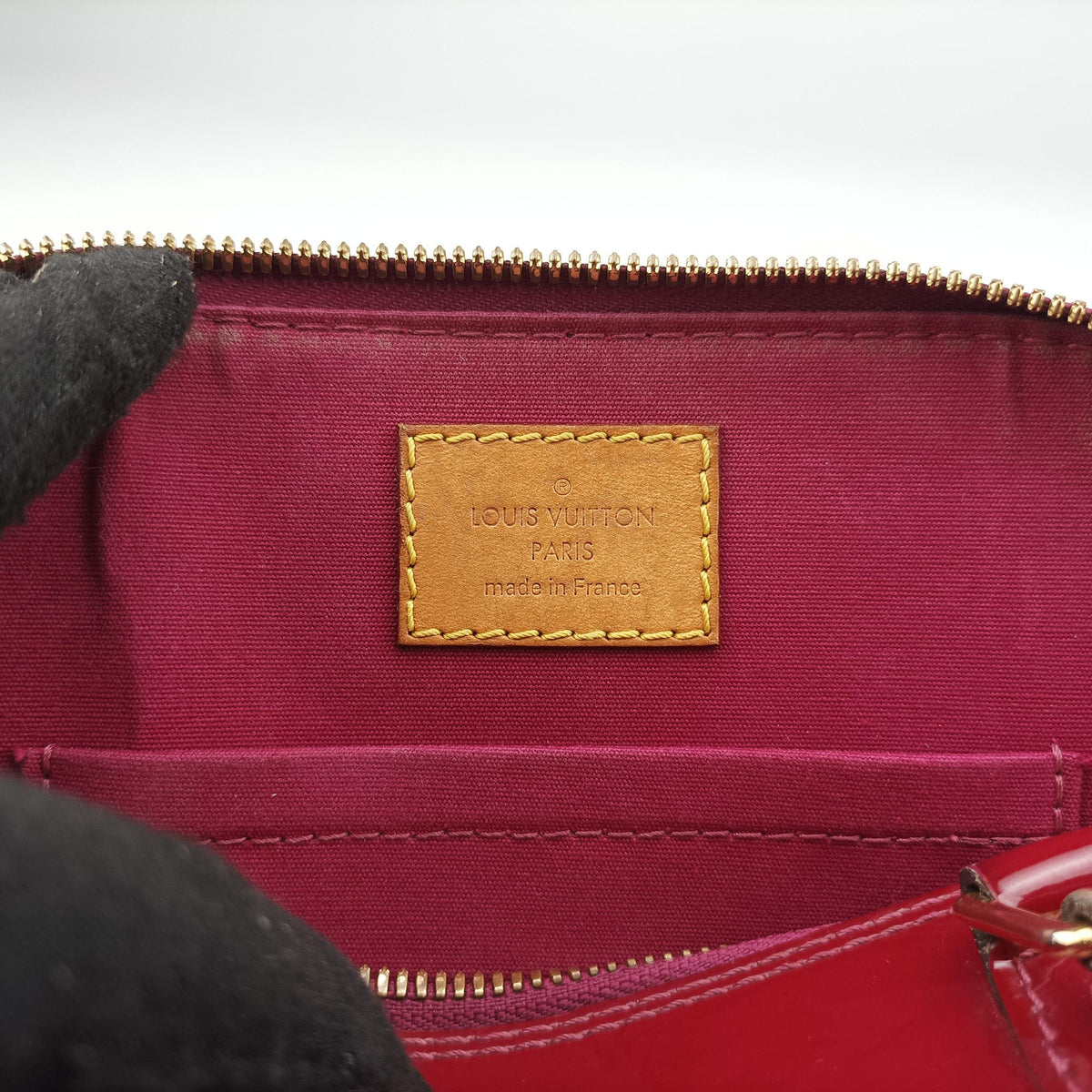 Secondhand Louis Vuitton Alma BB pomme d'amour Vernis M91606 shoulderbag | stylenewstar