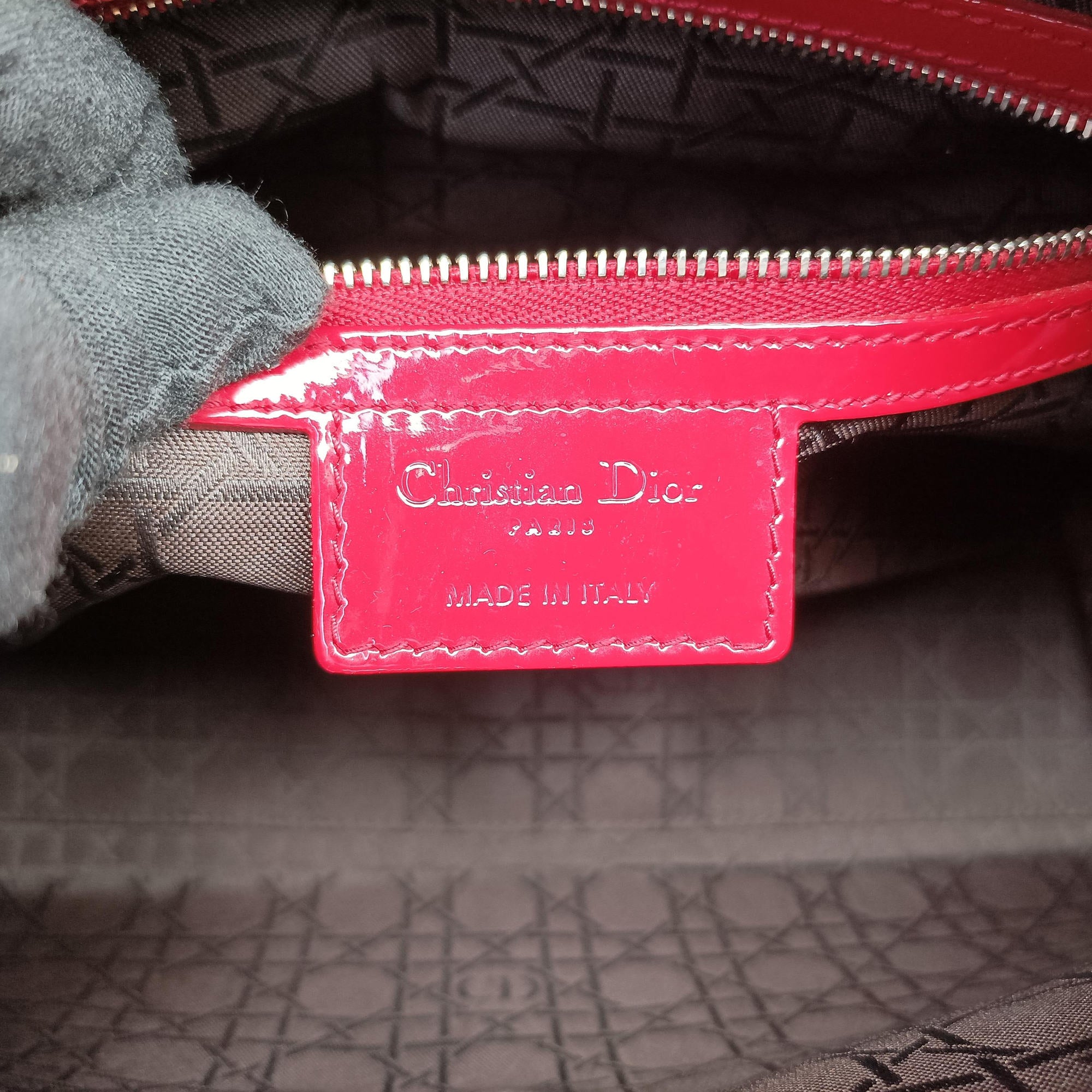 Pre-owned Christian Dior Lady Dior Red patent  shoulderbag | stylenewstar