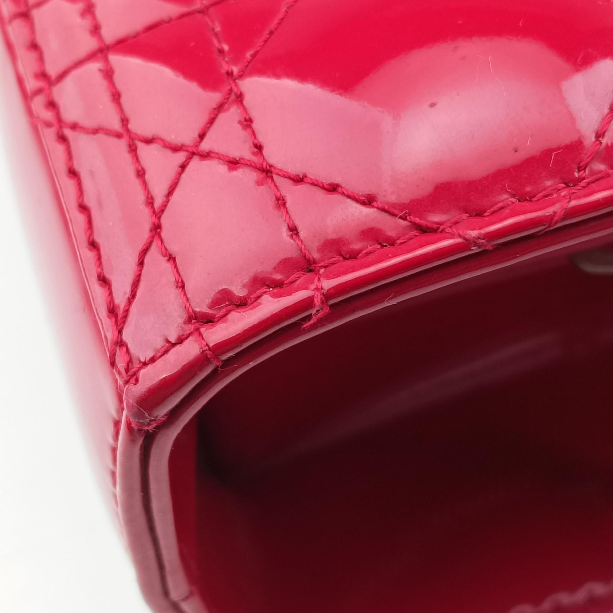 Pre-owned Christian Dior Lady Dior Red patent  shoulderbag | stylenewstar