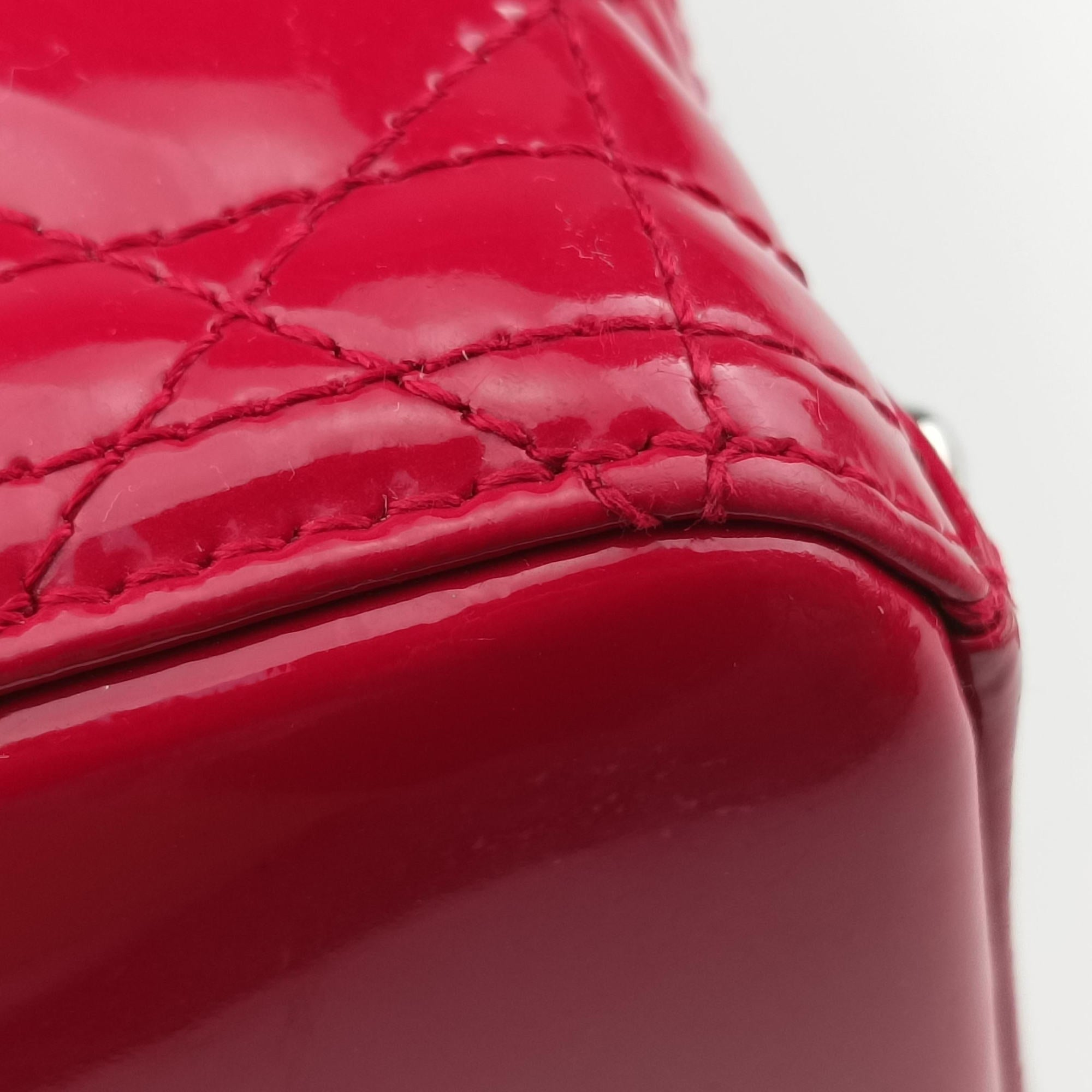 Pre-owned Christian Dior Lady Dior Red patent  shoulderbag | stylenewstar