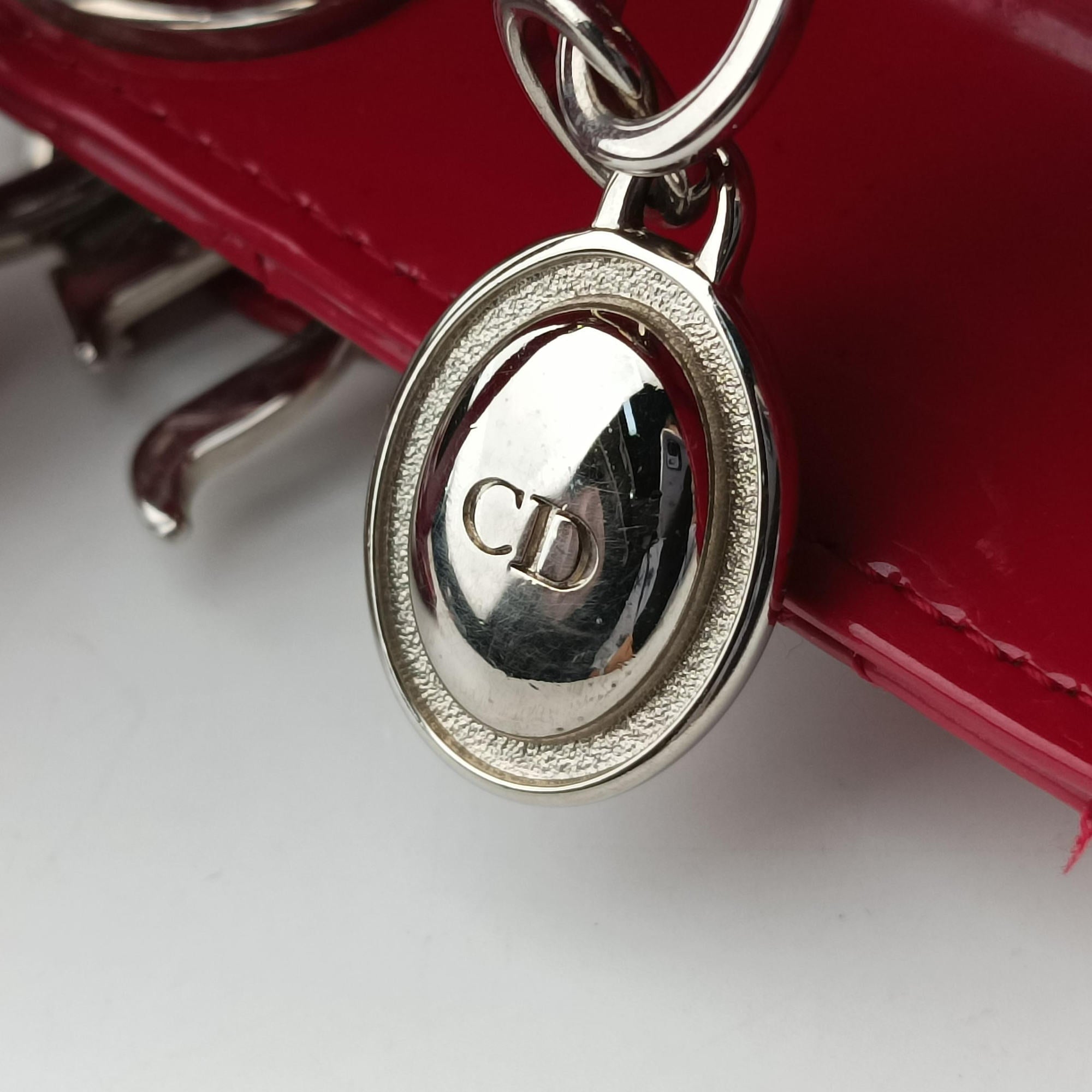 Pre-owned Christian Dior Lady Dior Red patent  shoulderbag | stylenewstar