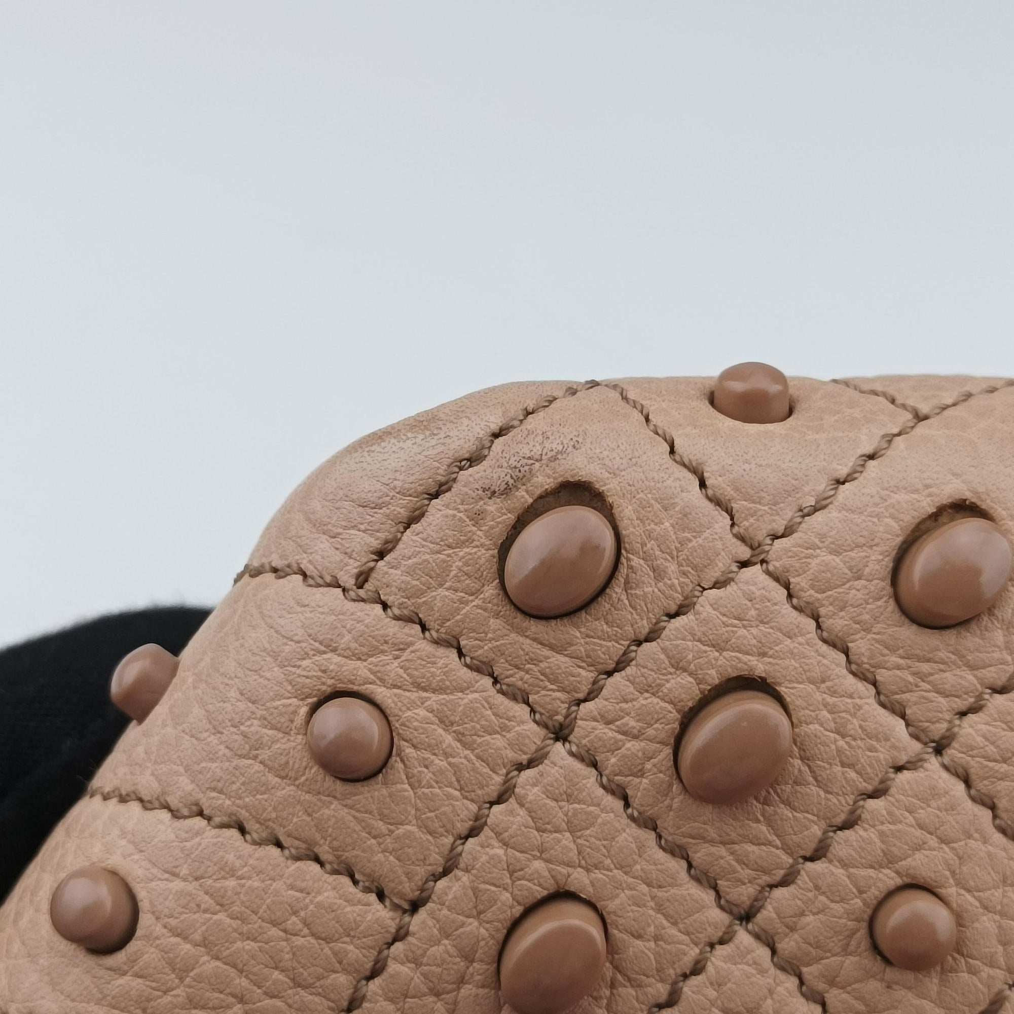 Pre-owned TODS Wave Beige Leather  shoulderbag | stylenewstar
