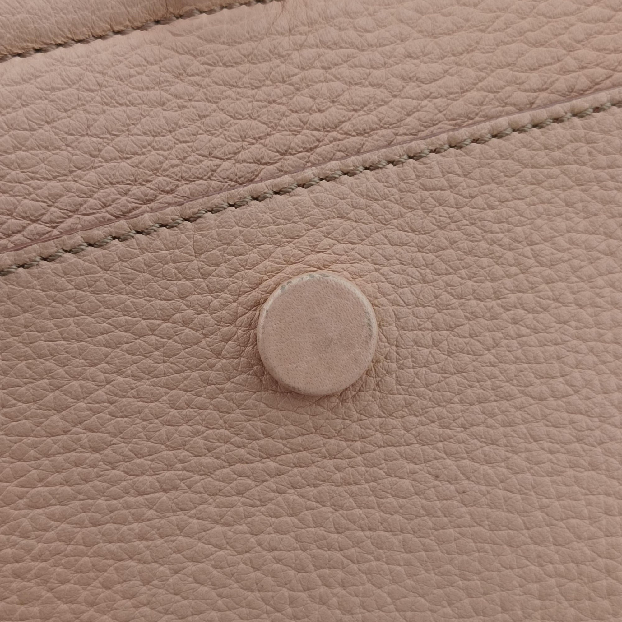 Pre-owned TODS Wave Beige Leather  shoulderbag | stylenewstar