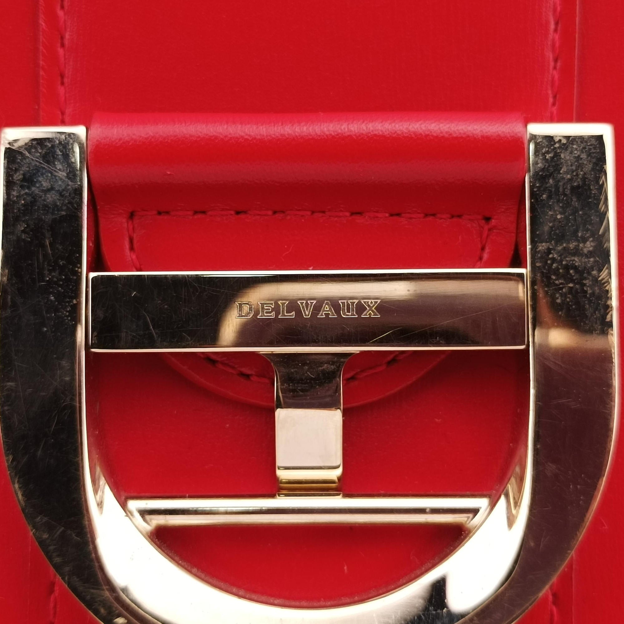 Pre-owned Delvaux Brillon MM Red leather  shoulderbag | stylenewstar