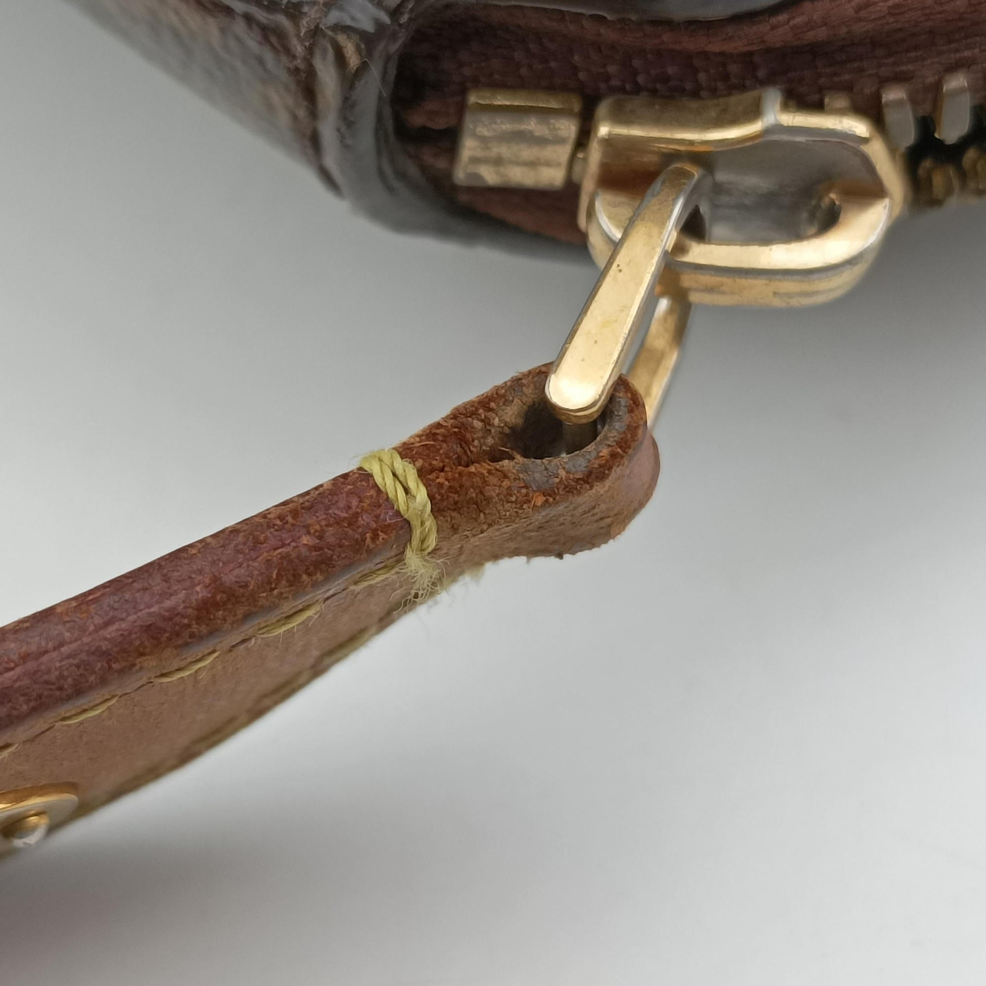 Pre-owned Louis Vuitton Lockit MM Brown Monogram Canvas×calf leather M40606 handbag | stylenewstar