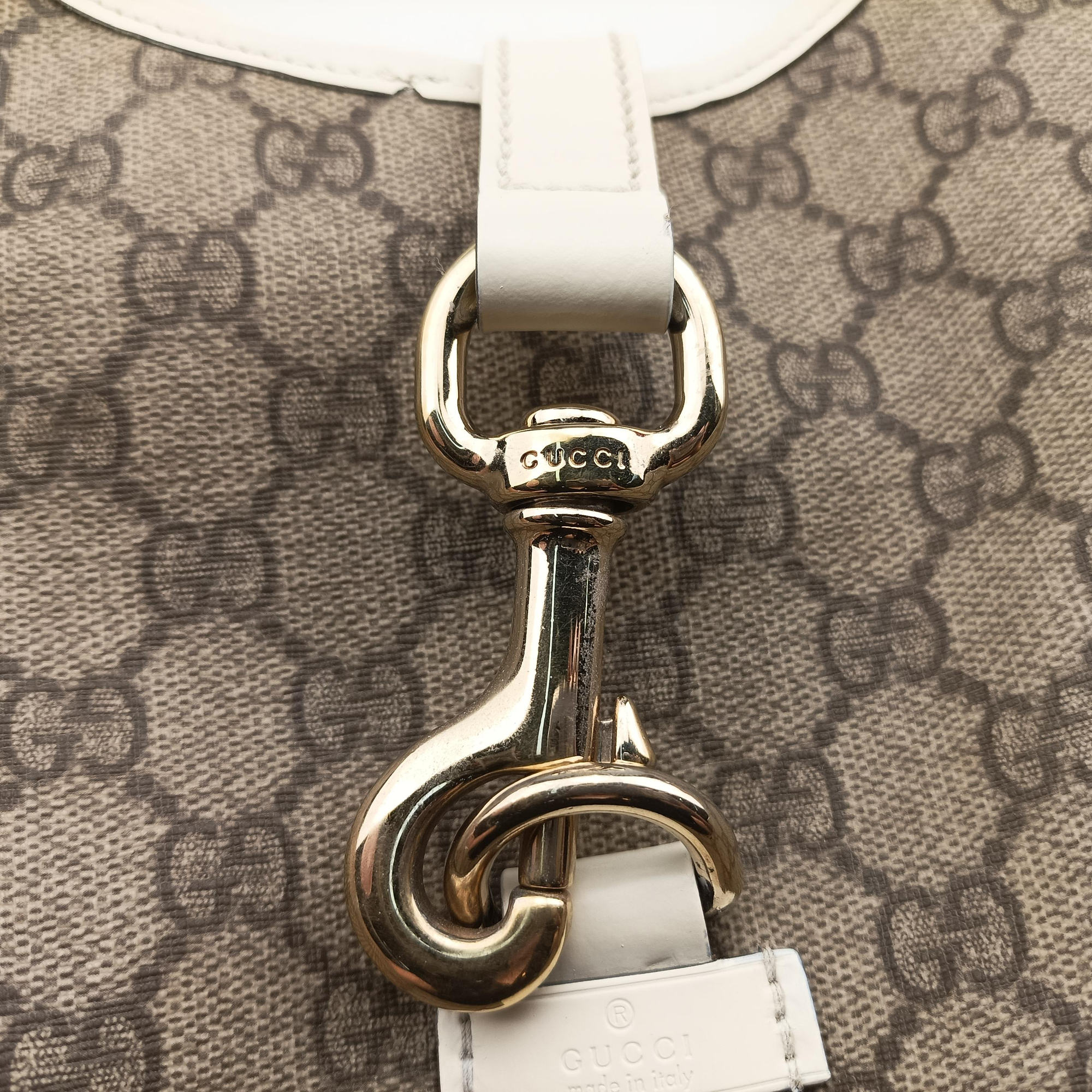 Pre-owned Gucci New Jackie Brown×White PVC coated canvas×Leather 203494 handbag | stylenewstar