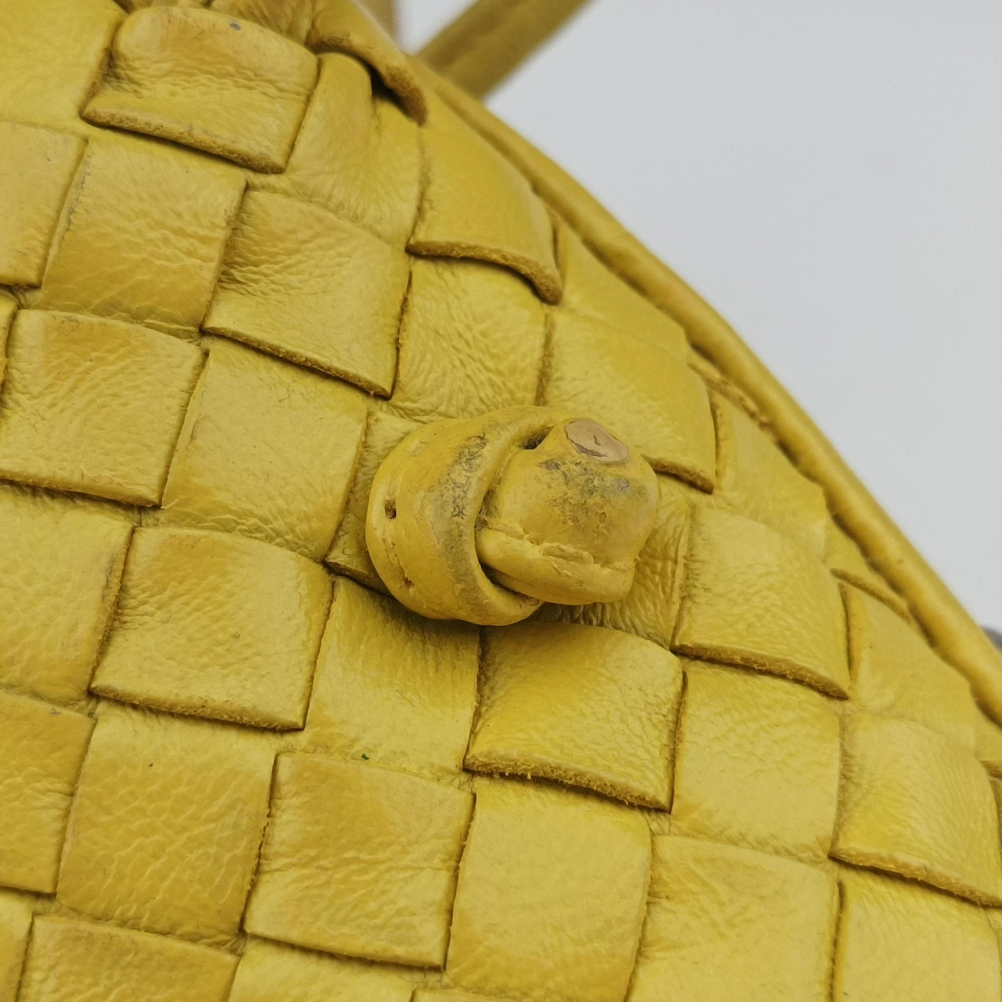 Pre-owned Bottega Veneta NODINI Intrecciato Yellow lambskin  shoulderbag | stylenewstar