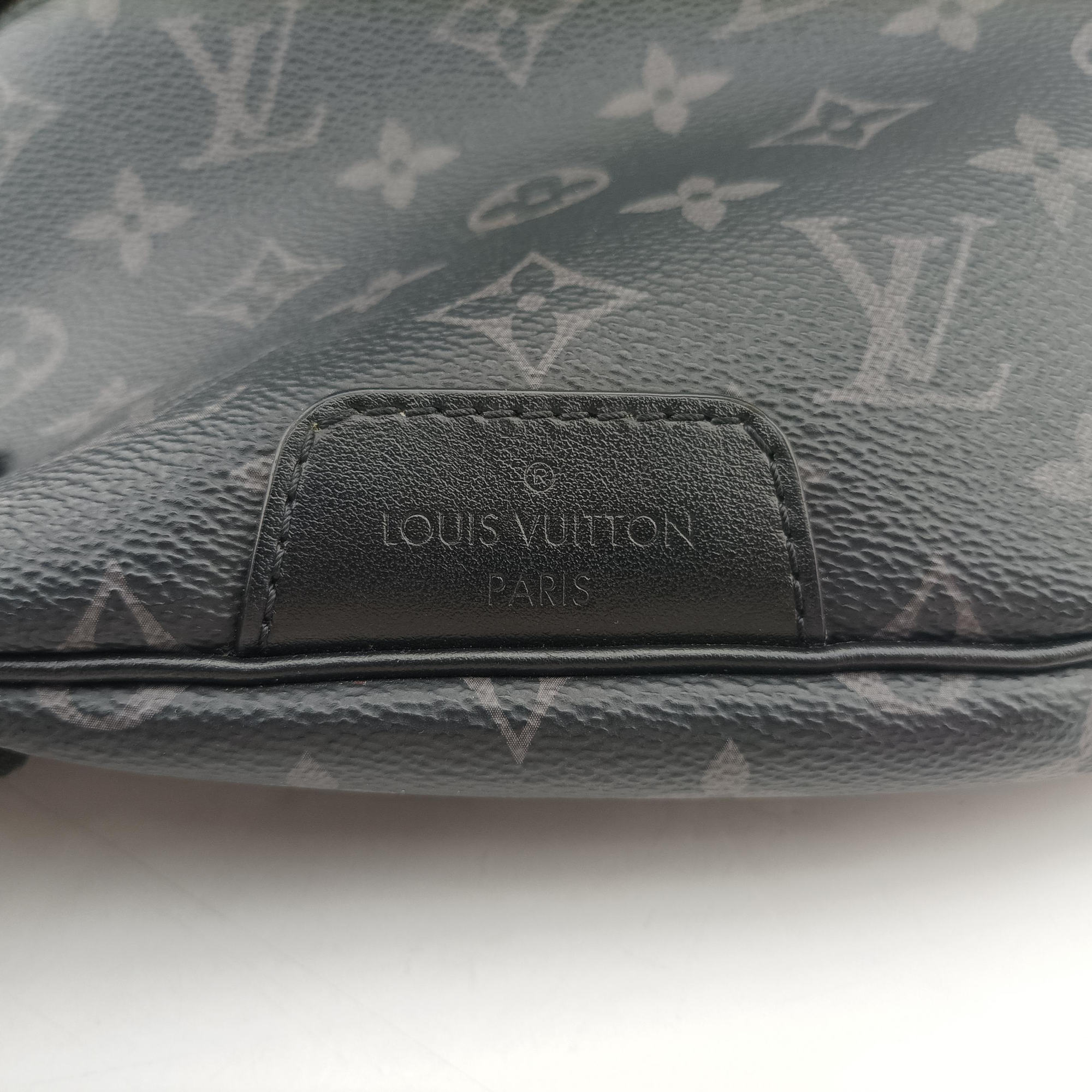 Pre-owned Louis Vuitton Discovery Bum Bag Black Monogram eclipse M44336 bum bag/waist bag | stylenewstar
