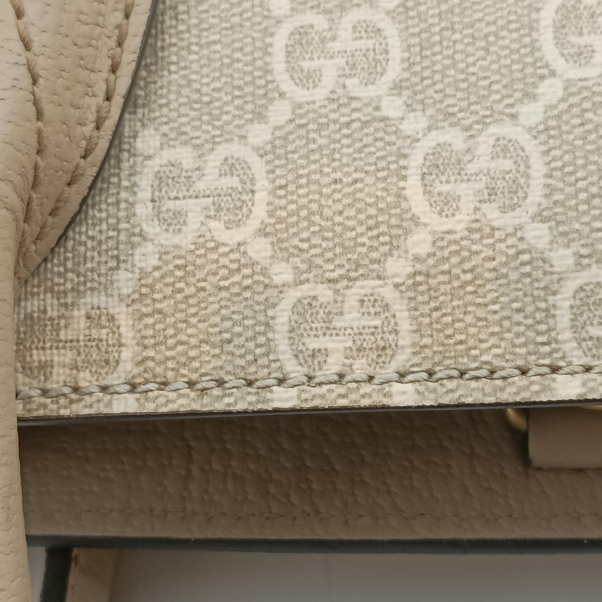 Pre-owned Gucci Interlocking G Beige PVC coated canvas×Leather 659983 shoulderbag | stylenewstar