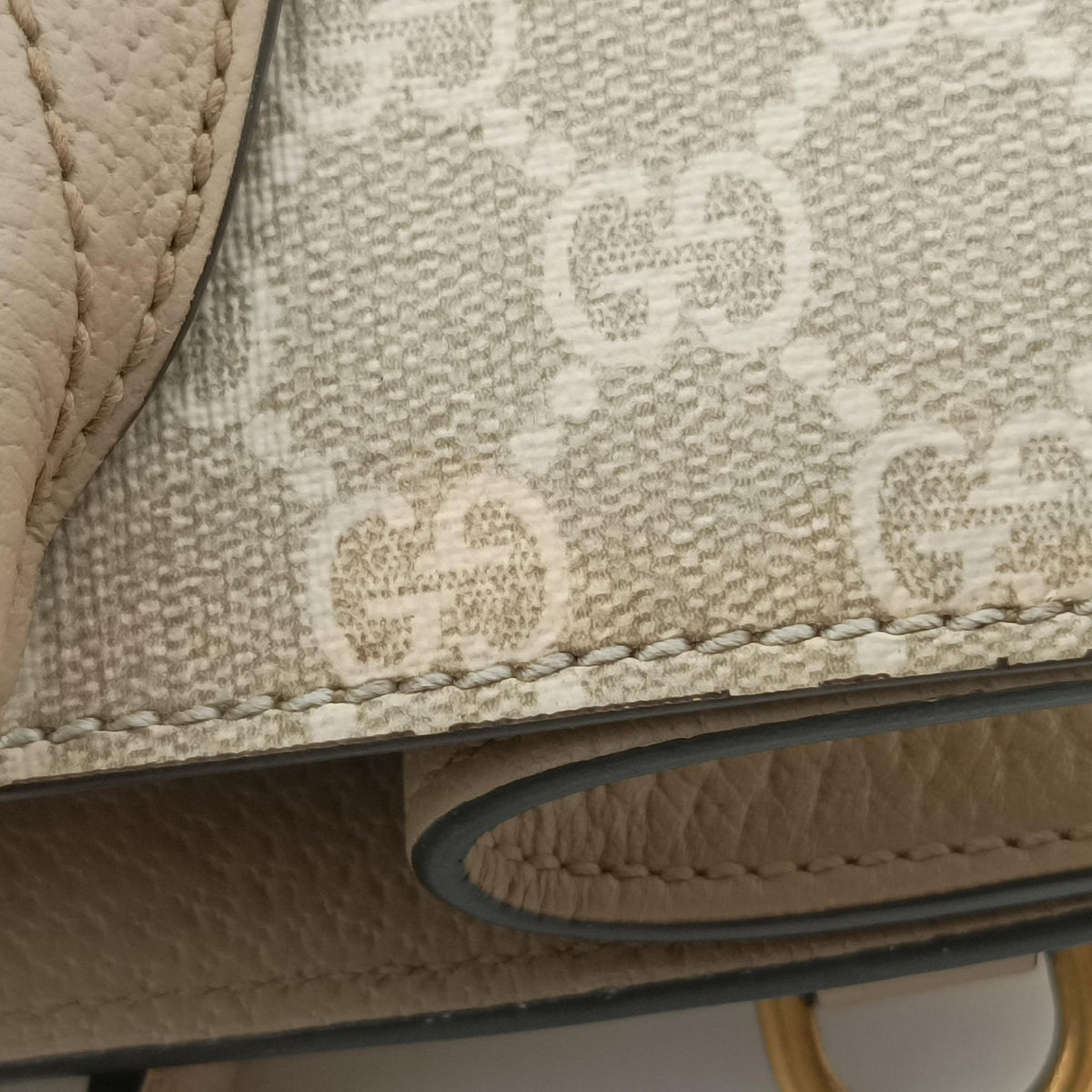 Pre-owned Gucci Interlocking G Beige PVC coated canvas×Leather 659983 shoulderbag | stylenewstar