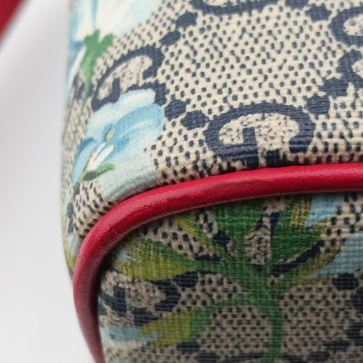 Pre-owned Gucci GG Blooms beige×multicolor PVC coated canvas×Leather 546312 shoulderbag | stylenewstar