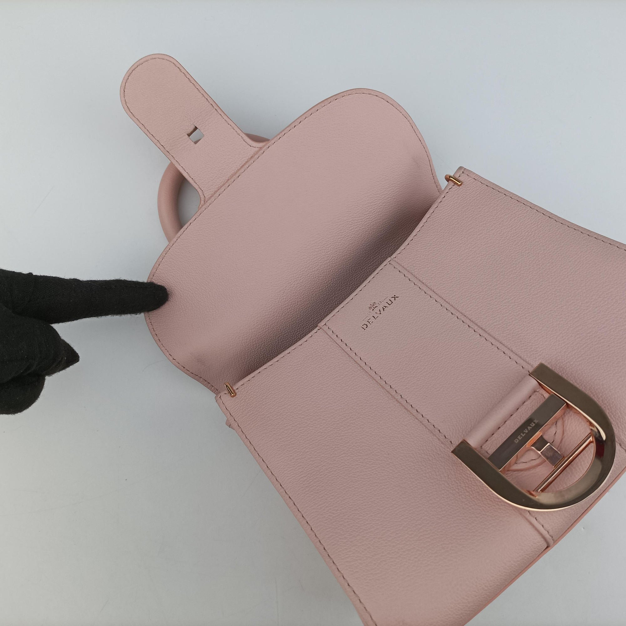 Secondhand Delvaux Brillant Pink Leather  shoulderbag | stylenewstar