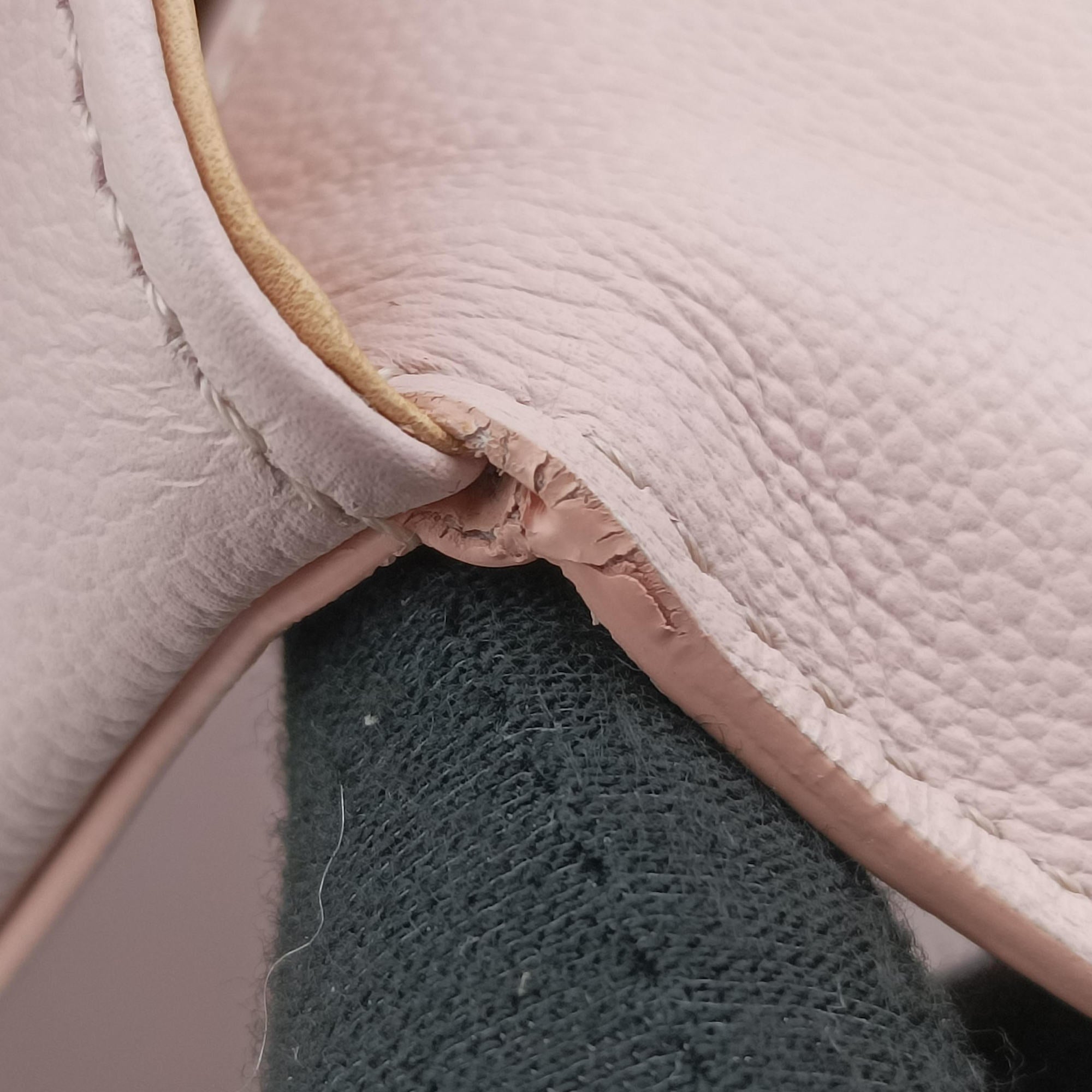 Secondhand Delvaux Brillant Pink Leather  shoulderbag | stylenewstar