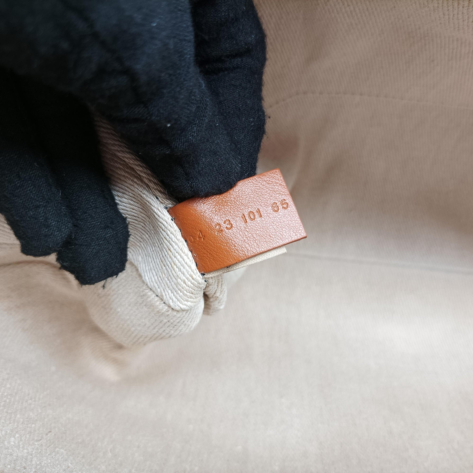 Secondhand Chloe Woody Brown×Black canvas  handbag | stylenewstar
