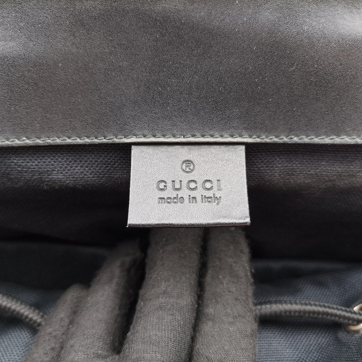 Pre-owned Gucci GG Supreme Black x Gray PVC coated canvas×leather 495563 backpack/rucksack | stylenewstar