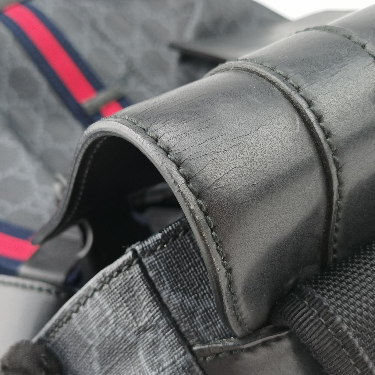 Pre-owned Gucci GG Supreme Black x Gray PVC coated canvas×leather 495563 backpack/rucksack | stylenewstar