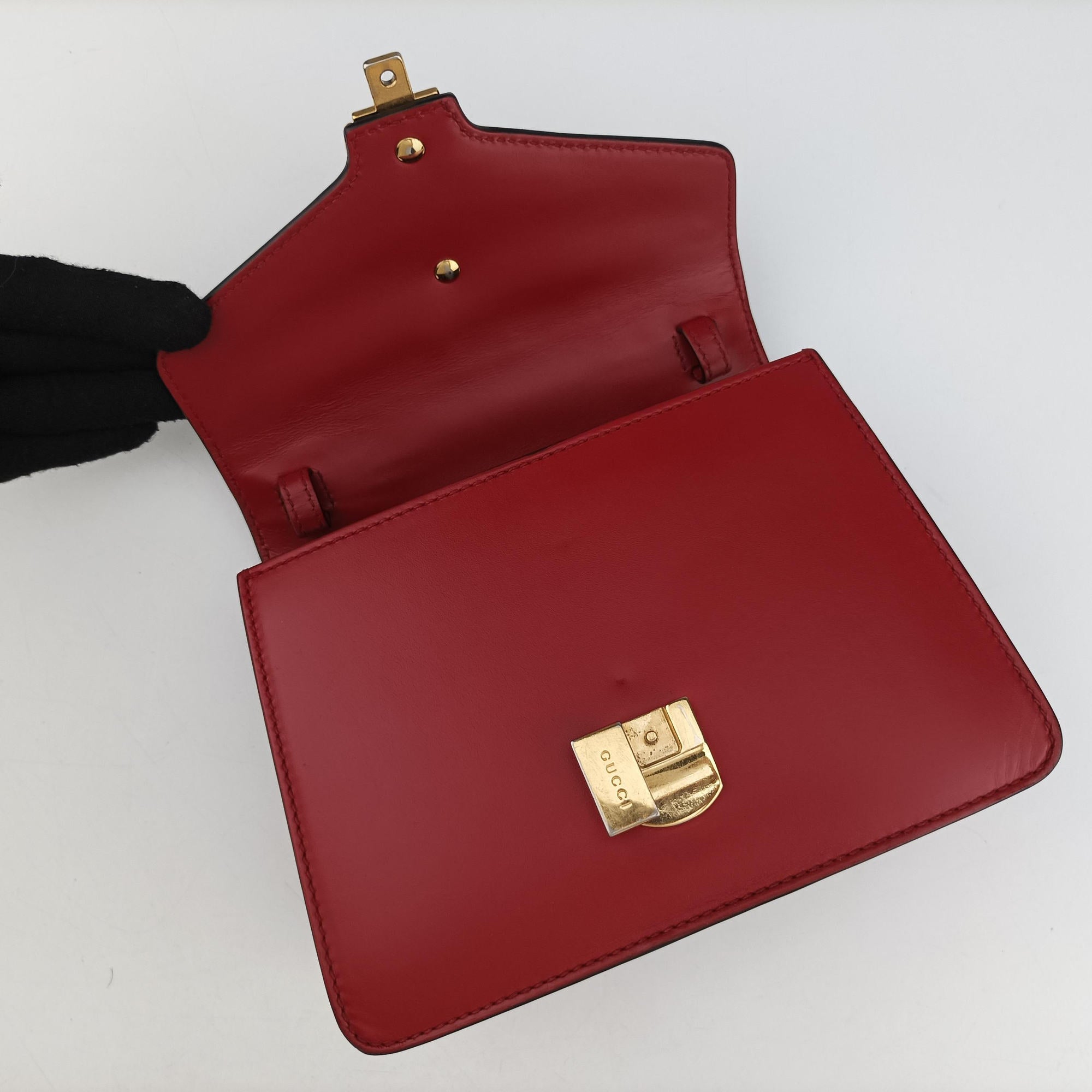 Pre-owned Gucci Sylvie Red Leather 470270 shoulderbag | stylenewstar