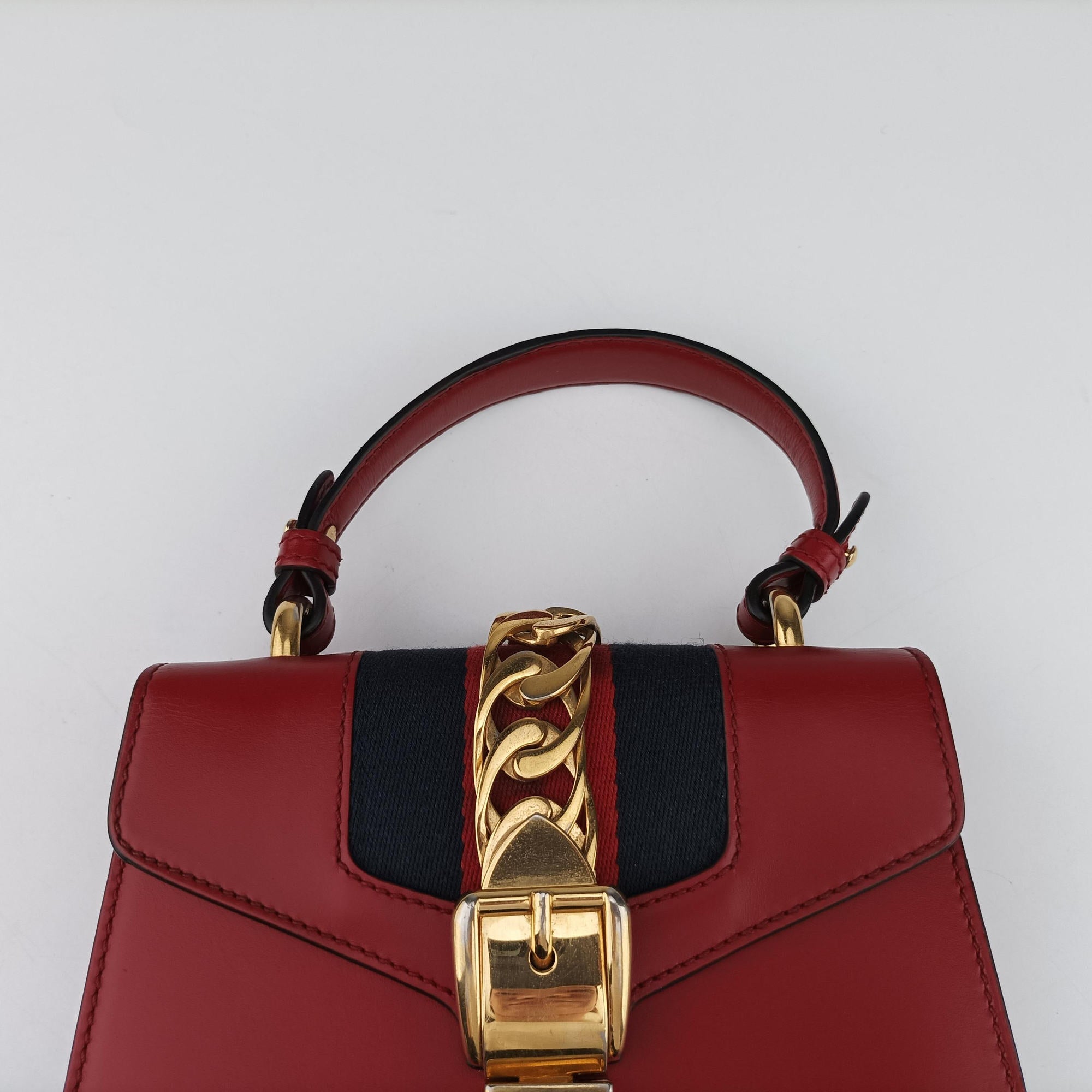 Pre-owned Gucci Sylvie Red Leather 470270 shoulderbag | stylenewstar