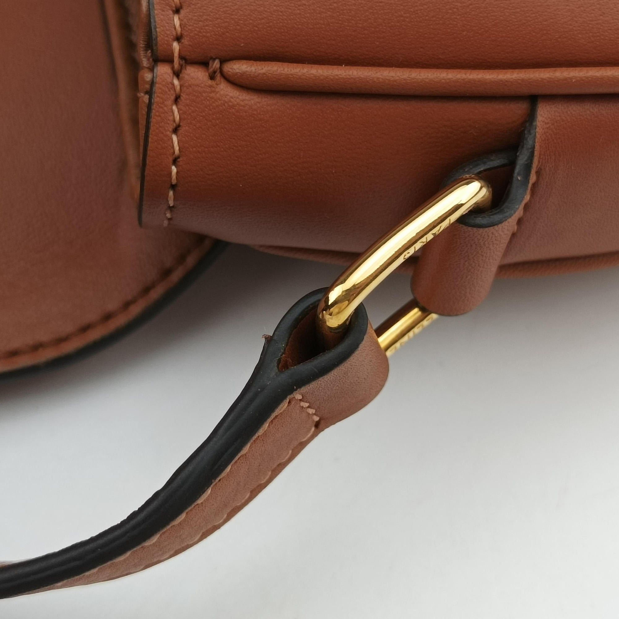 Pre-owned Celine Besace 16 Small Brown Leather W-SL-2 shoulderbag | stylenewstar