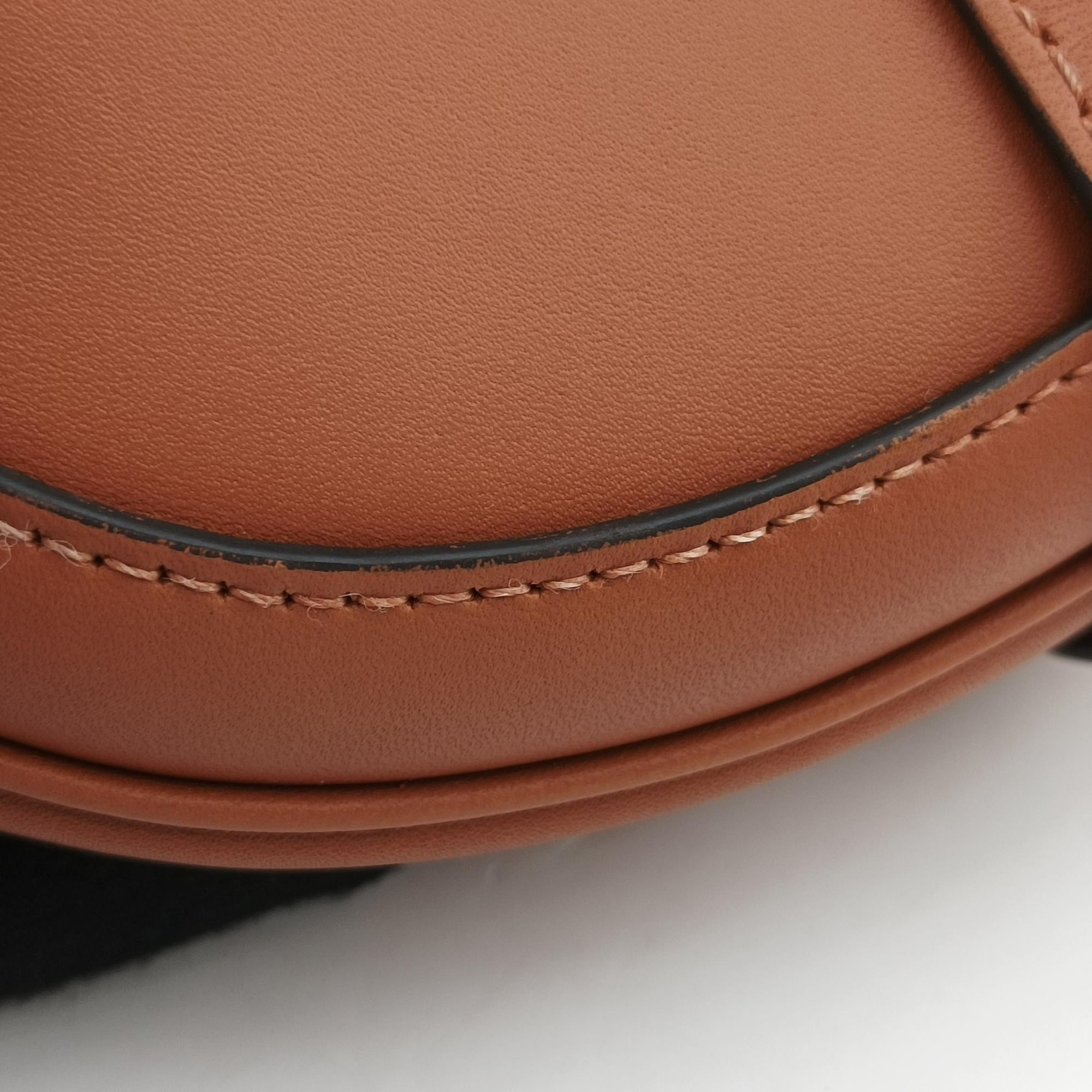 Pre-owned Celine Besace 16 Small Brown Leather W-SL-2 shoulderbag | stylenewstar