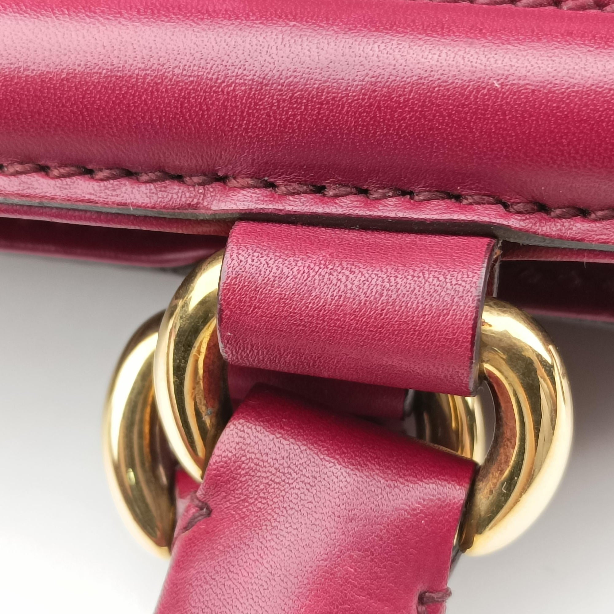 Pre-owned Gucci horse bit Red Leather 296900 handbag | stylenewstar
