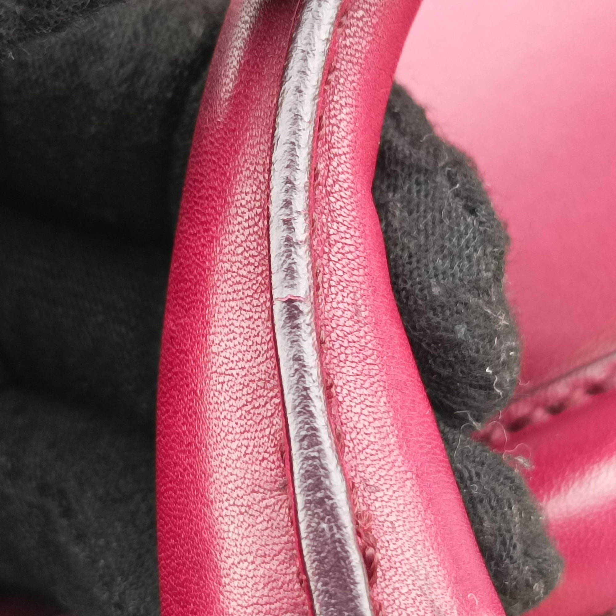 Pre-owned Gucci horse bit Red Leather 296900 handbag | stylenewstar
