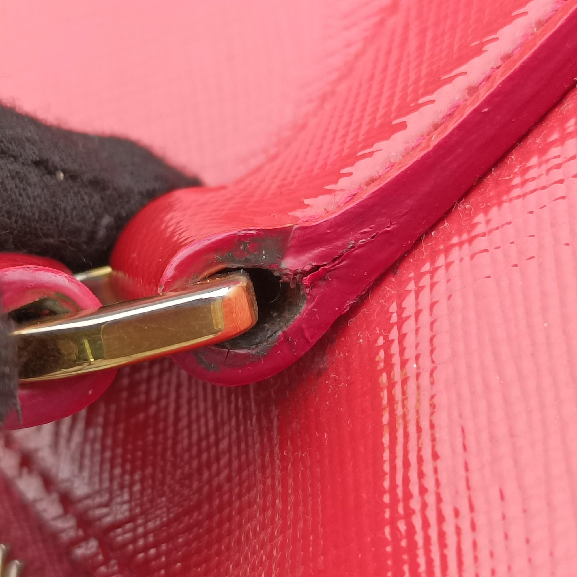 Pre-owned Prada Galleria Red SAFFIANO Leather BN1874 handbag | stylenewstar