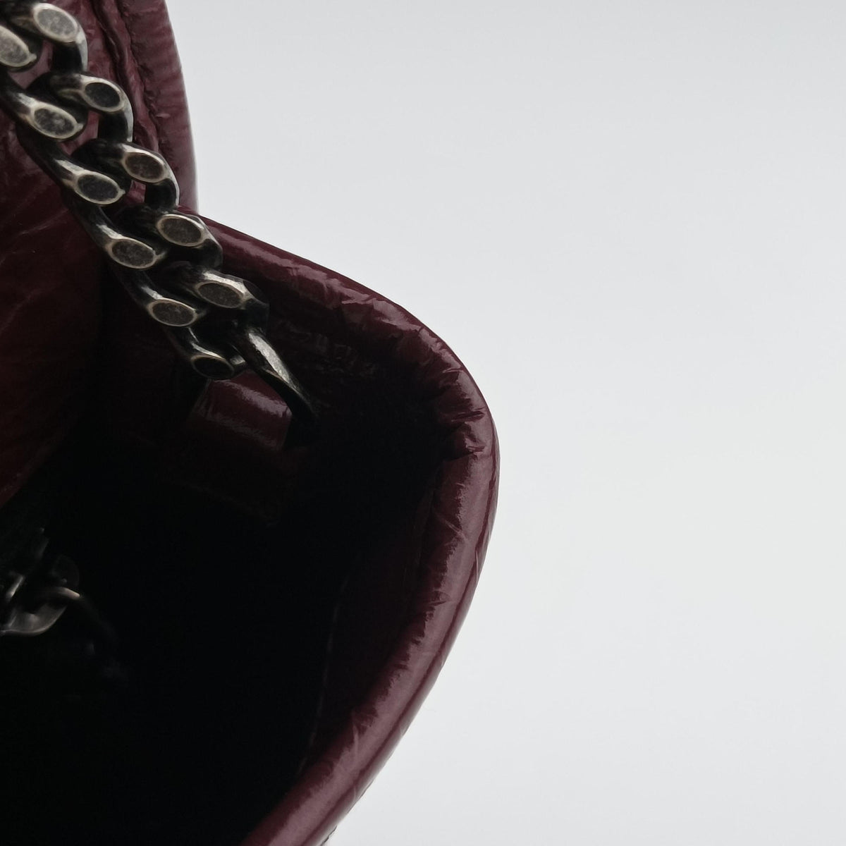 Pre-owned Yves Saint Laurent Niki Burgundy Leather 583103 shoulderbag | stylenewstar