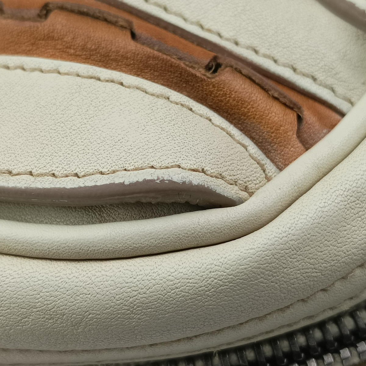 Secondhand Christian Dior Gaucho White Leather  shoulderbag | stylenewstar