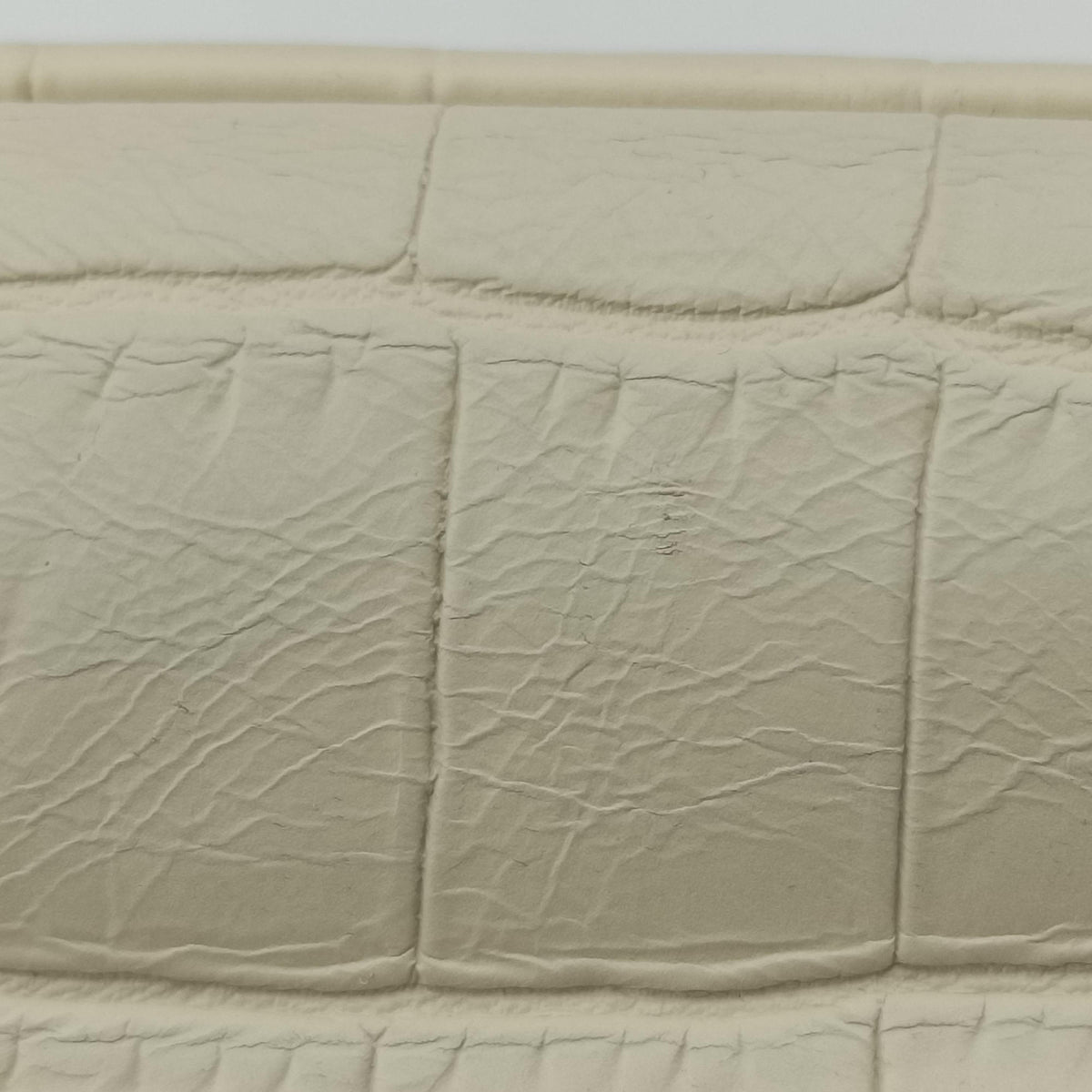 Pre-owned Yves Saint Laurent COLLEGE White Leather 428101 shoulderbag | stylenewstar