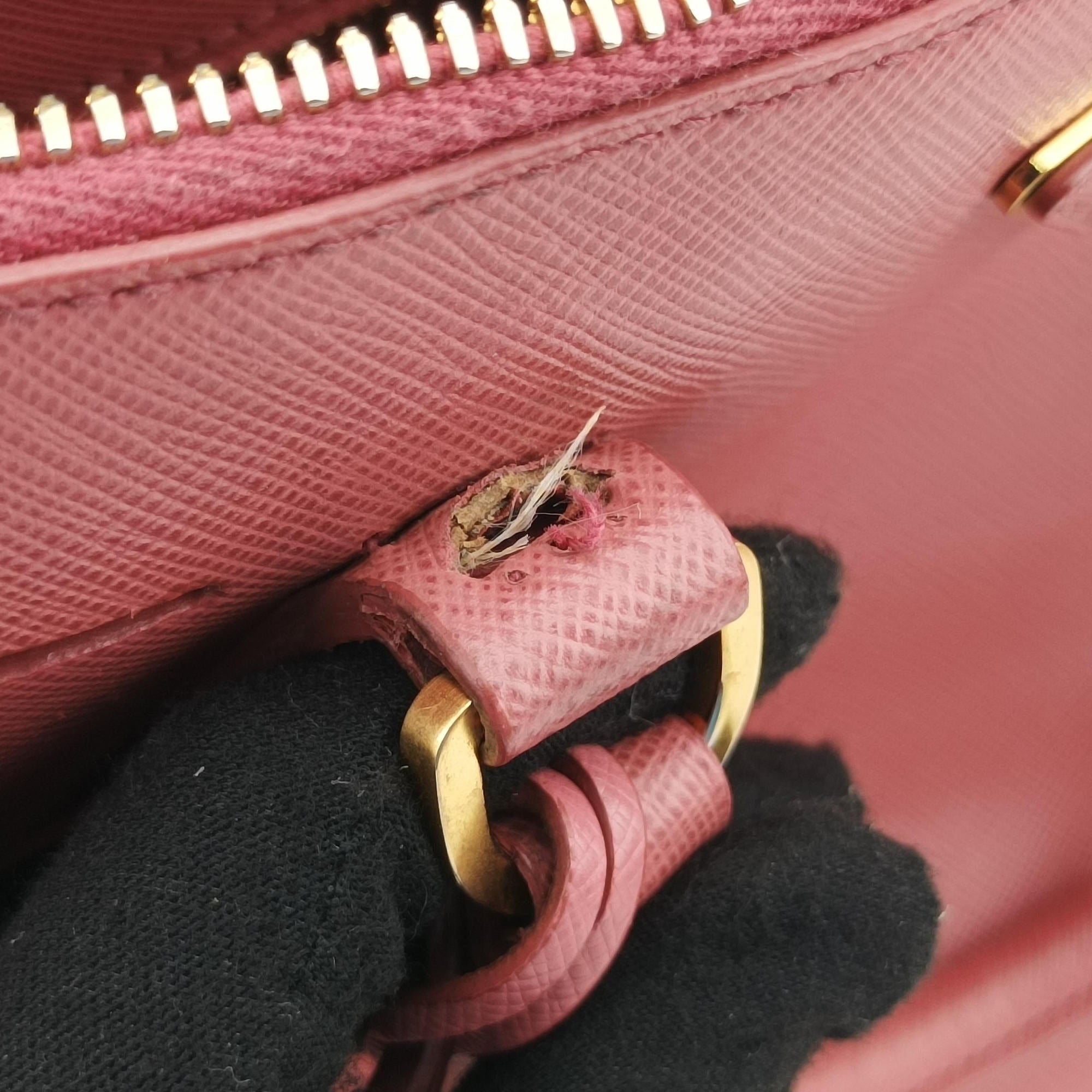 Pre-owned Prada Promenade Pink SAFFIANO Leather BL0837 shoulderbag | stylenewstar