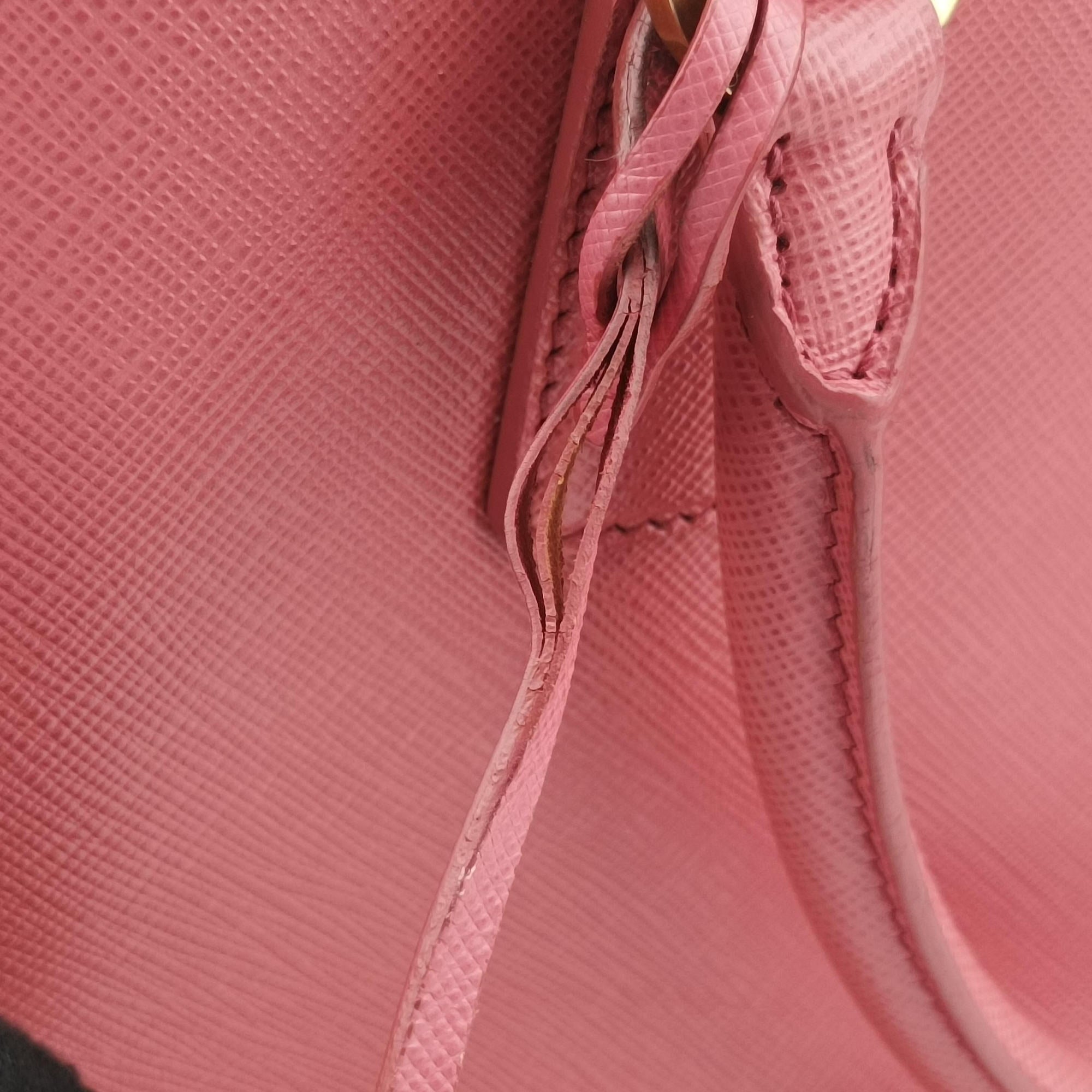 Pre-owned Prada Promenade Pink SAFFIANO Leather BL0837 shoulderbag | stylenewstar