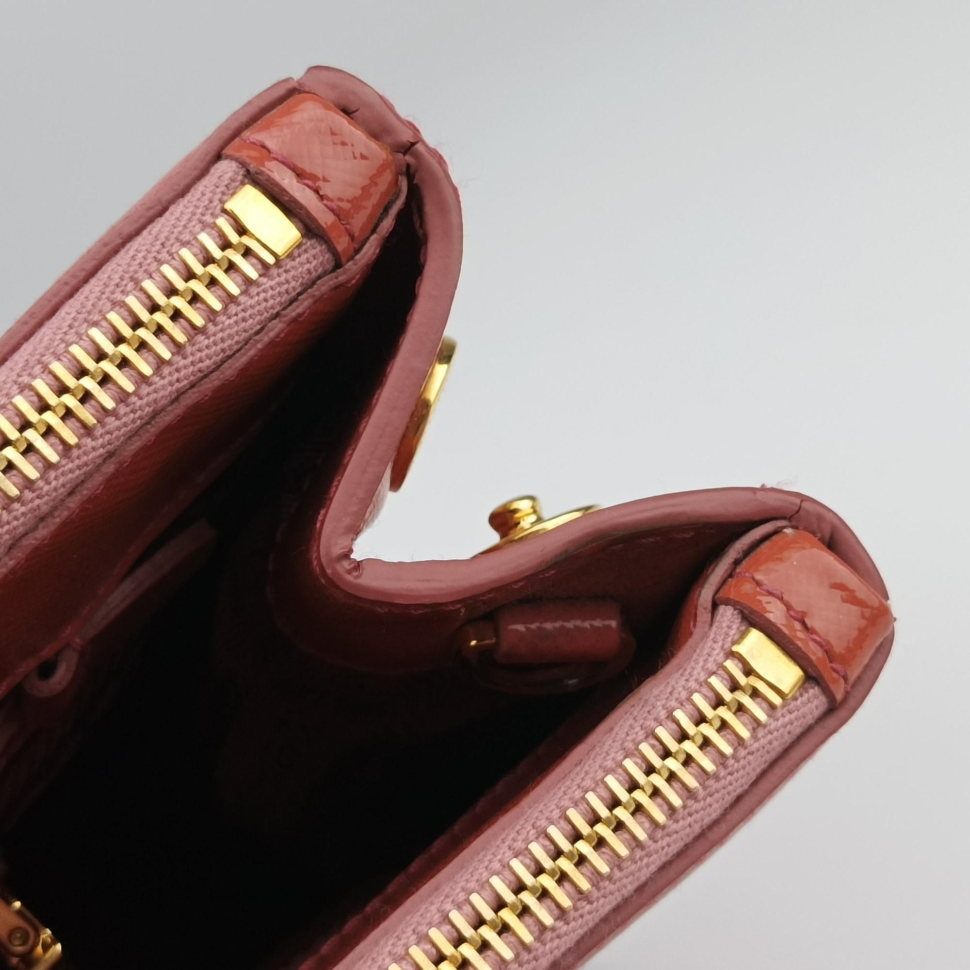 Pre-owned Prada Galleria Front Pocket Orange Patent BN2674 shoulderbag | stylenewstar