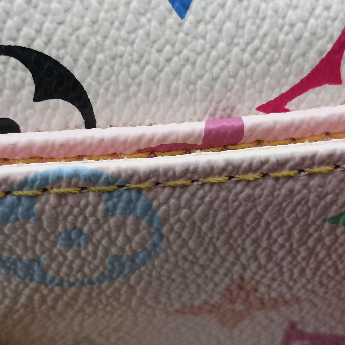 Pre-owned Louis Vuitton Petit NOe white Monogram Multicolor M42229 shoulderbag | stylenewstar