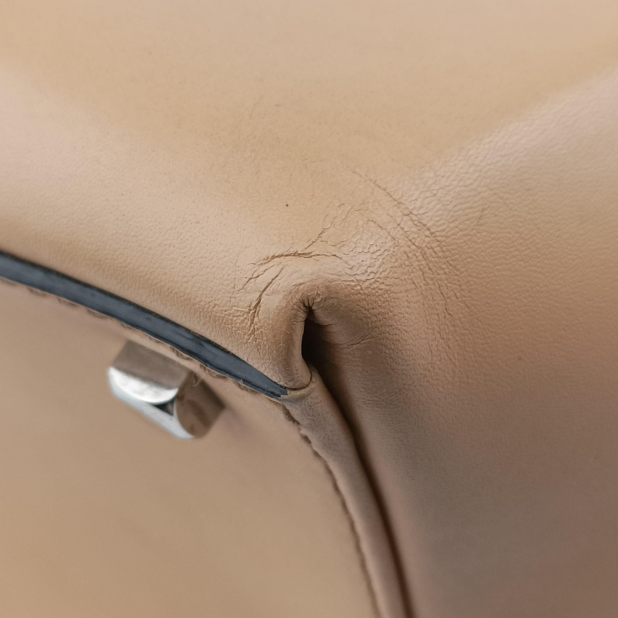 Pre-owned Ferragamo Gancini Camel Leather  handbag | stylenewstar