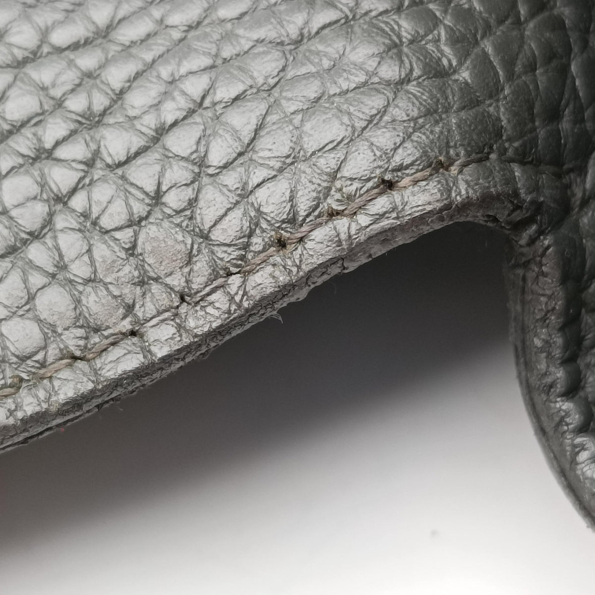 Pre-owned Louis Vuitton Marius Gray Taurillon Leather M54015 shoulderbag | stylenewstar