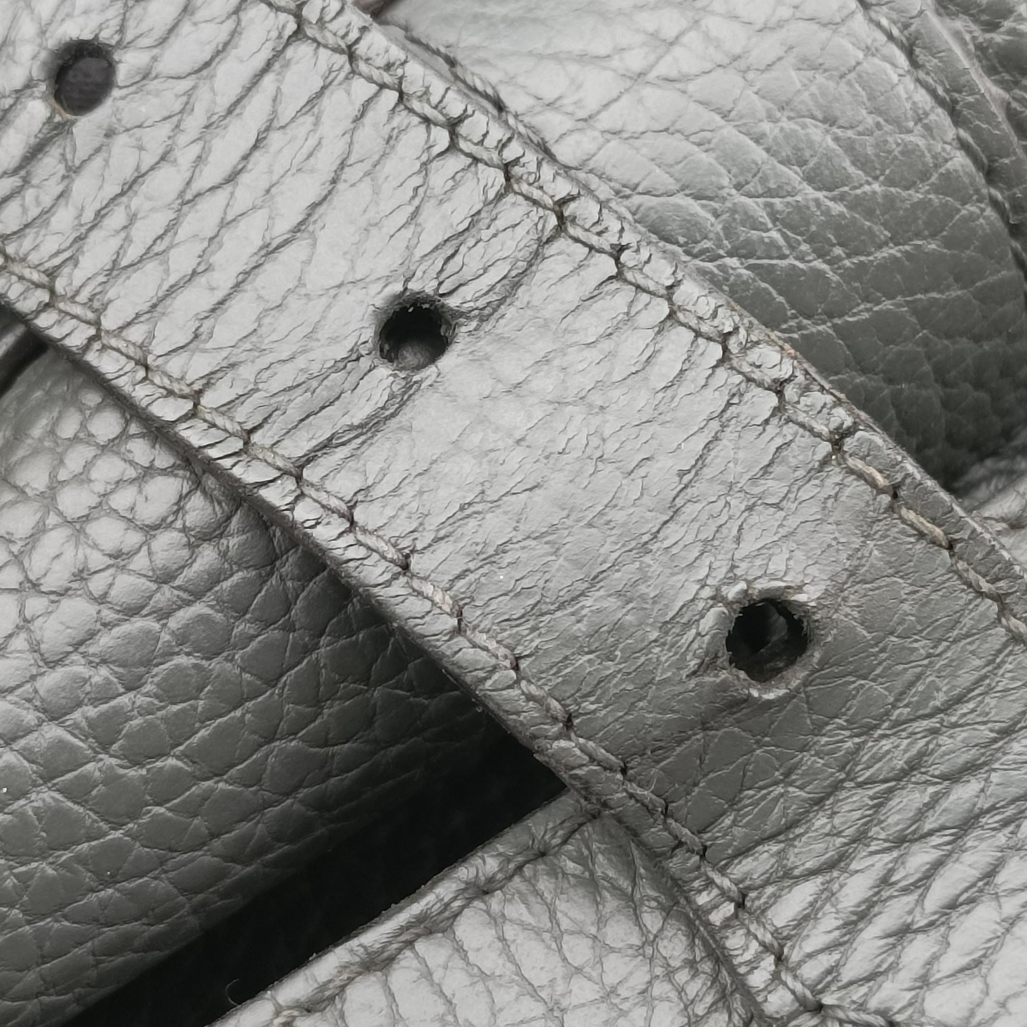 Pre-owned Louis Vuitton Marius Gray Taurillon Leather M54015 shoulderbag | stylenewstar