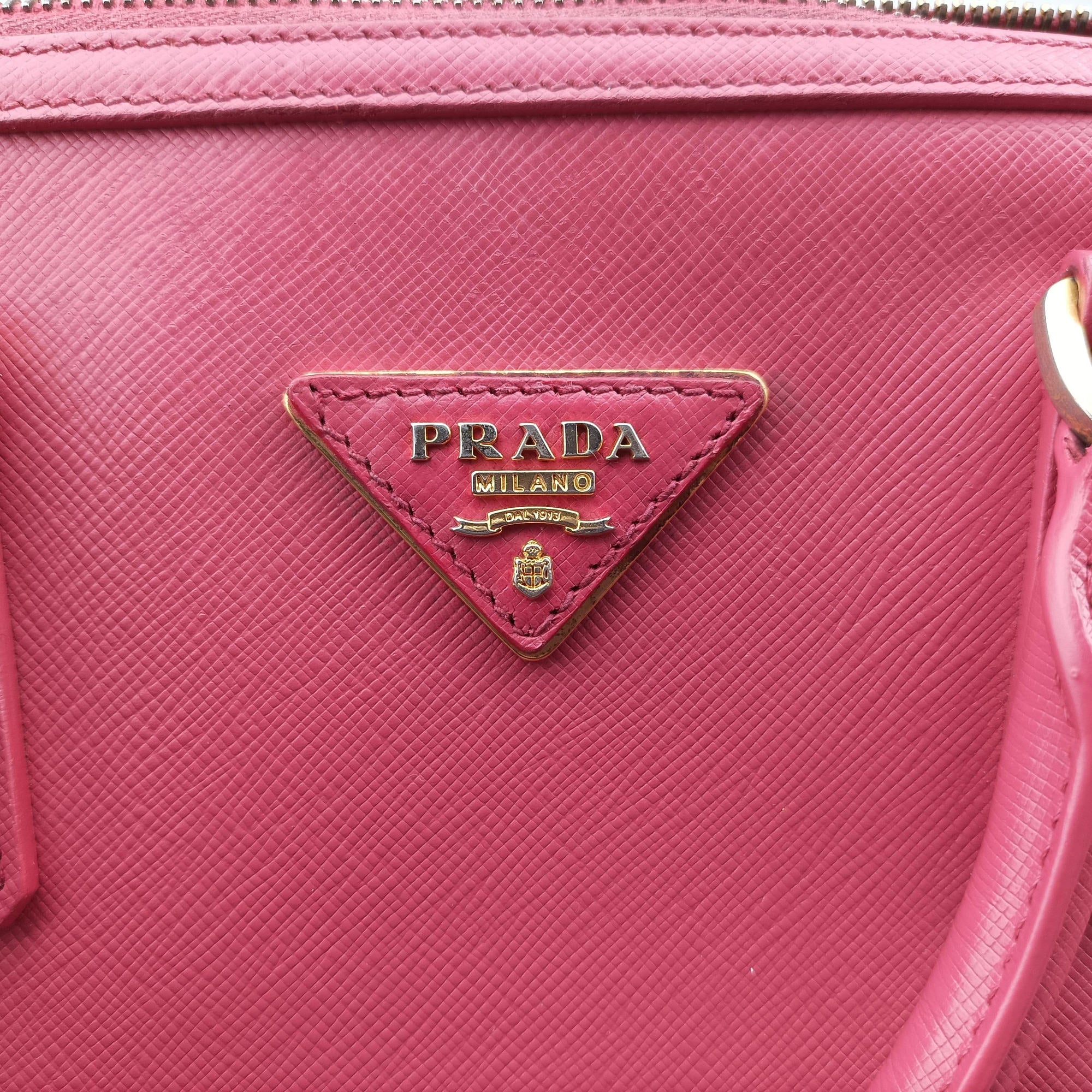 Vintage Prada Boston Pink SAFFIANO Leather BN1874 handbag | stylenewstar
