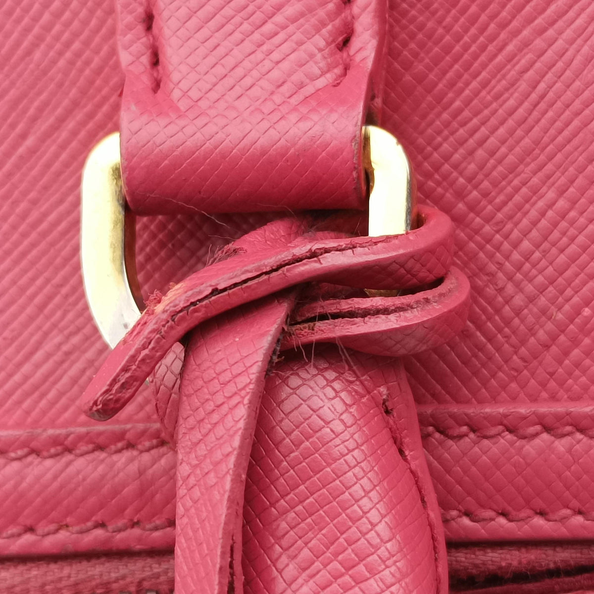 Vintage Prada Boston Pink SAFFIANO Leather BN1874 handbag | stylenewstar