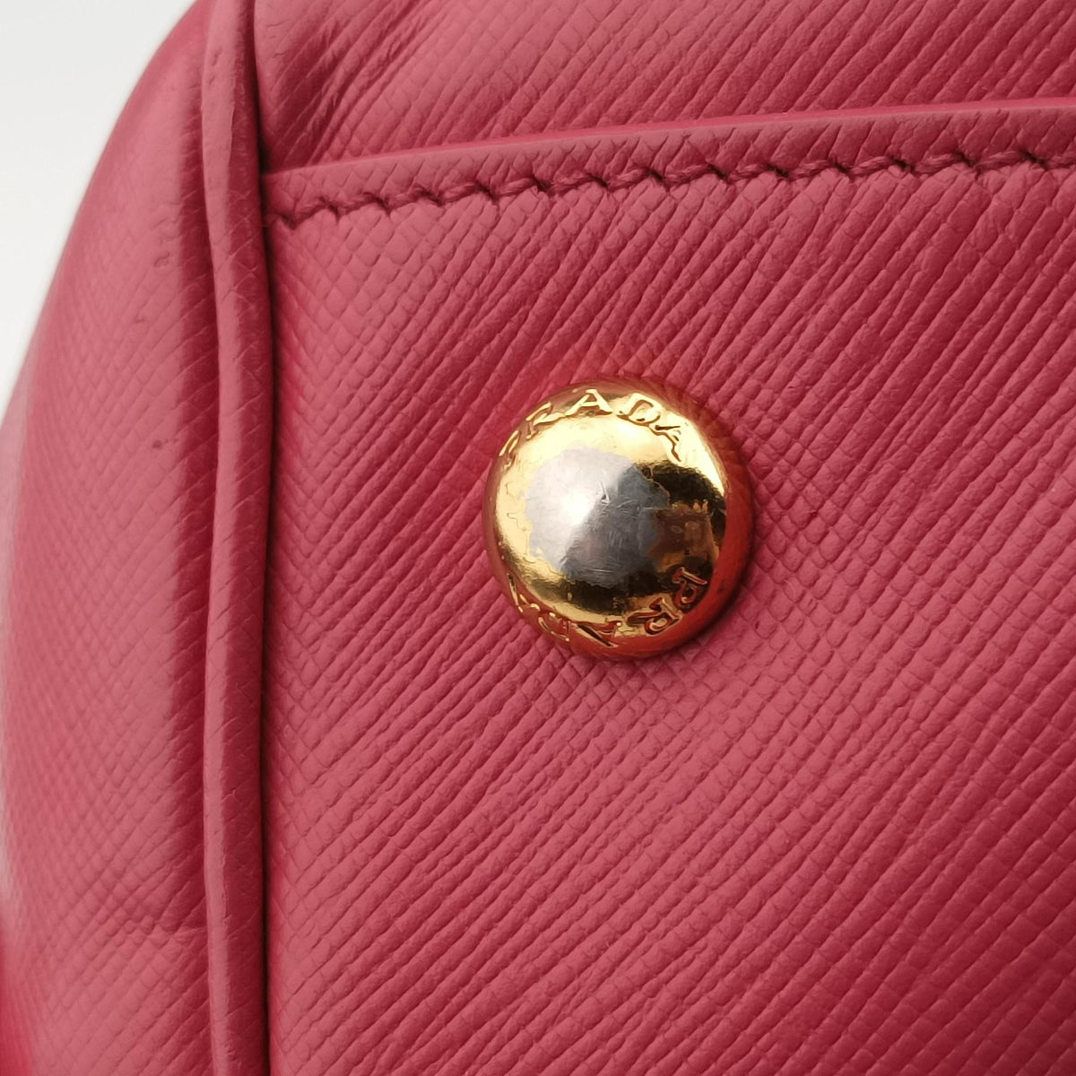 Vintage Prada Boston Pink SAFFIANO Leather BN1874 handbag | stylenewstar