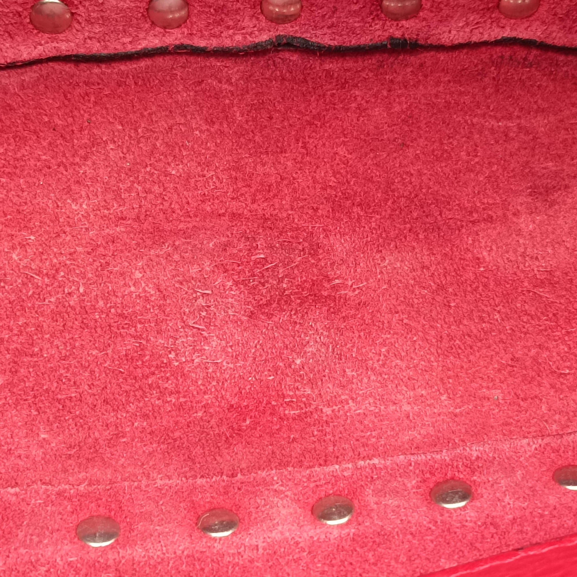 Pre-owned Valentino Rockstud Red Leather  shoulderbag | stylenewstar