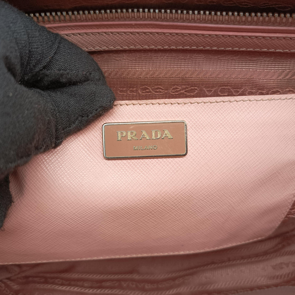 Pre-owned Prada Galleria Pink SAFFIANO Leather BN1786 handbag | stylenewstar