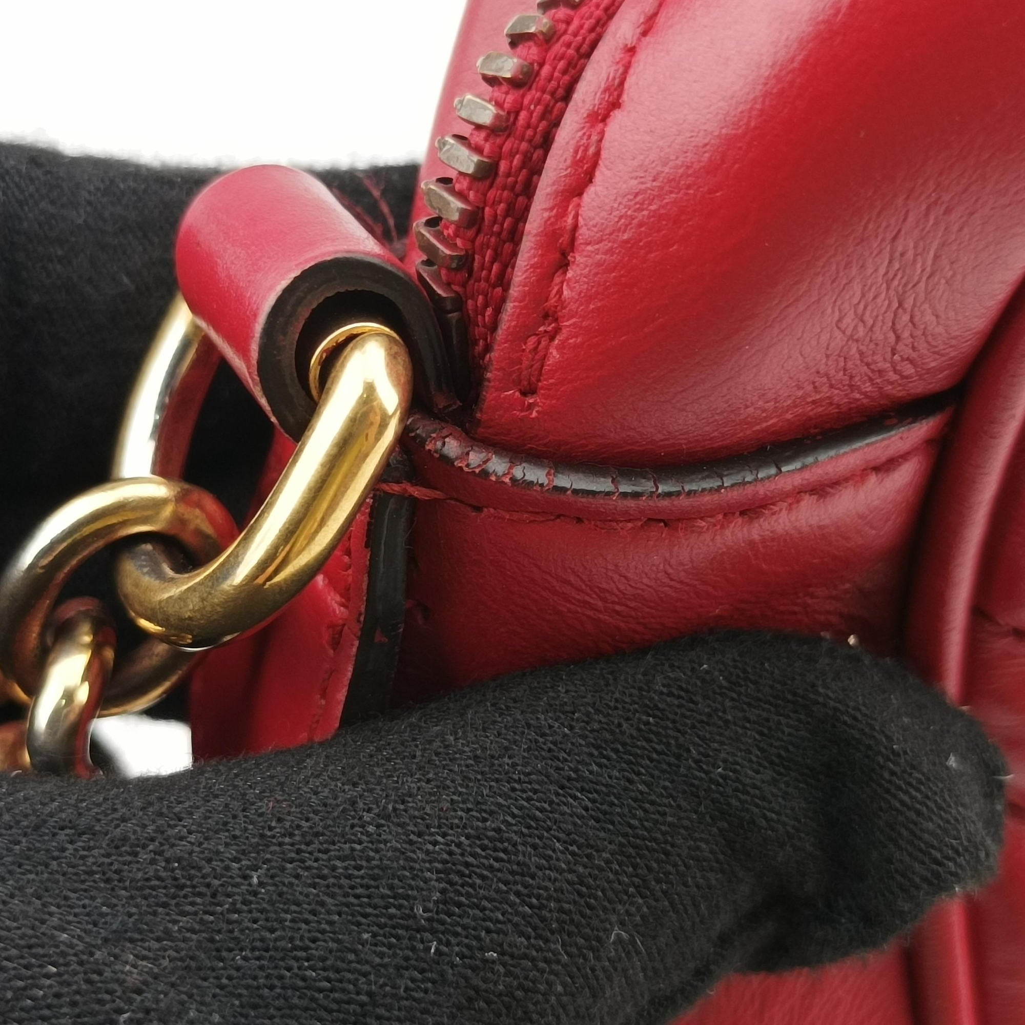 Pre-owned Gucci GG Marmont Red Leather 447632 shoulderbag | stylenewstar