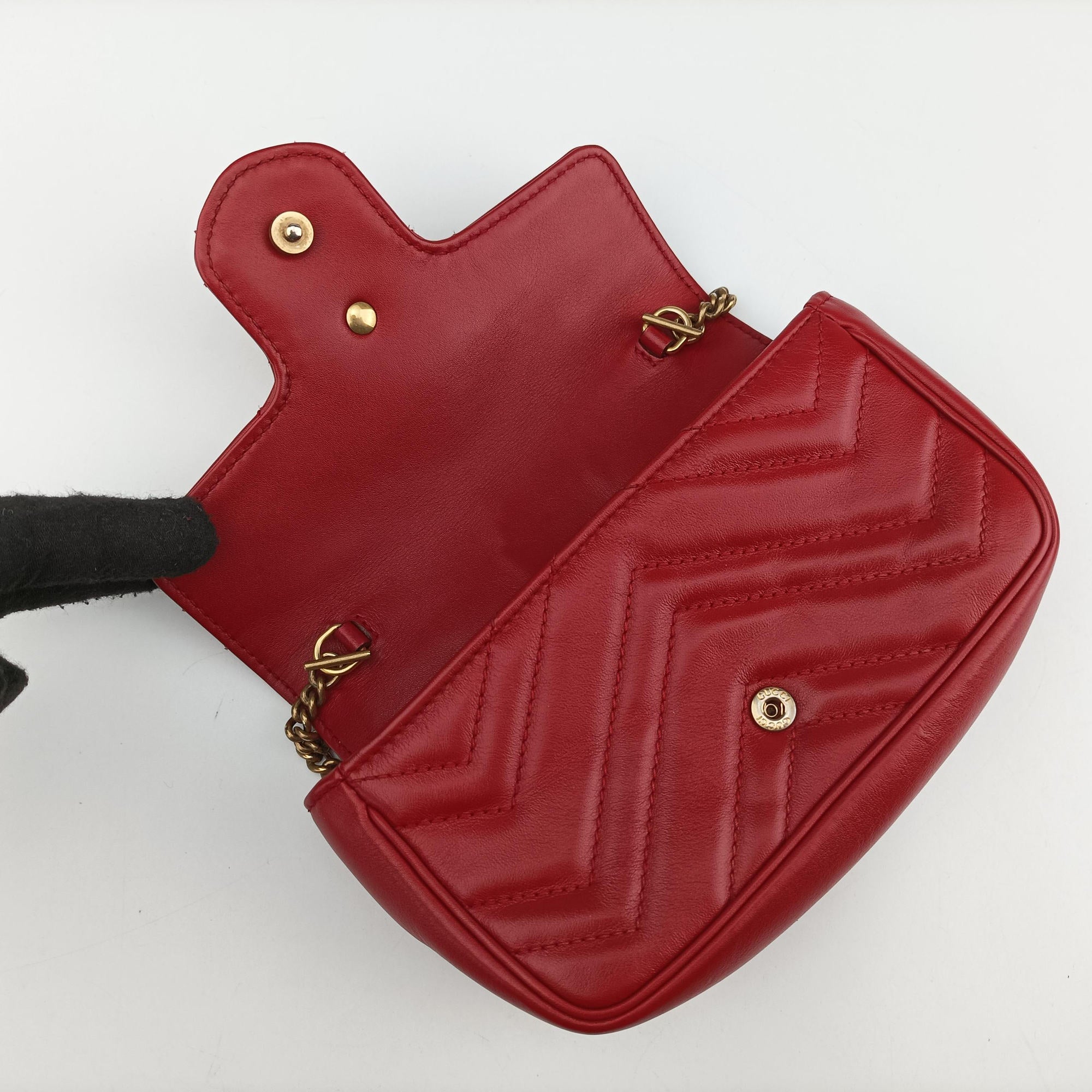 Pre-owned Gucci GG Marmont Red Leather 476433 shoulderbag | stylenewstar