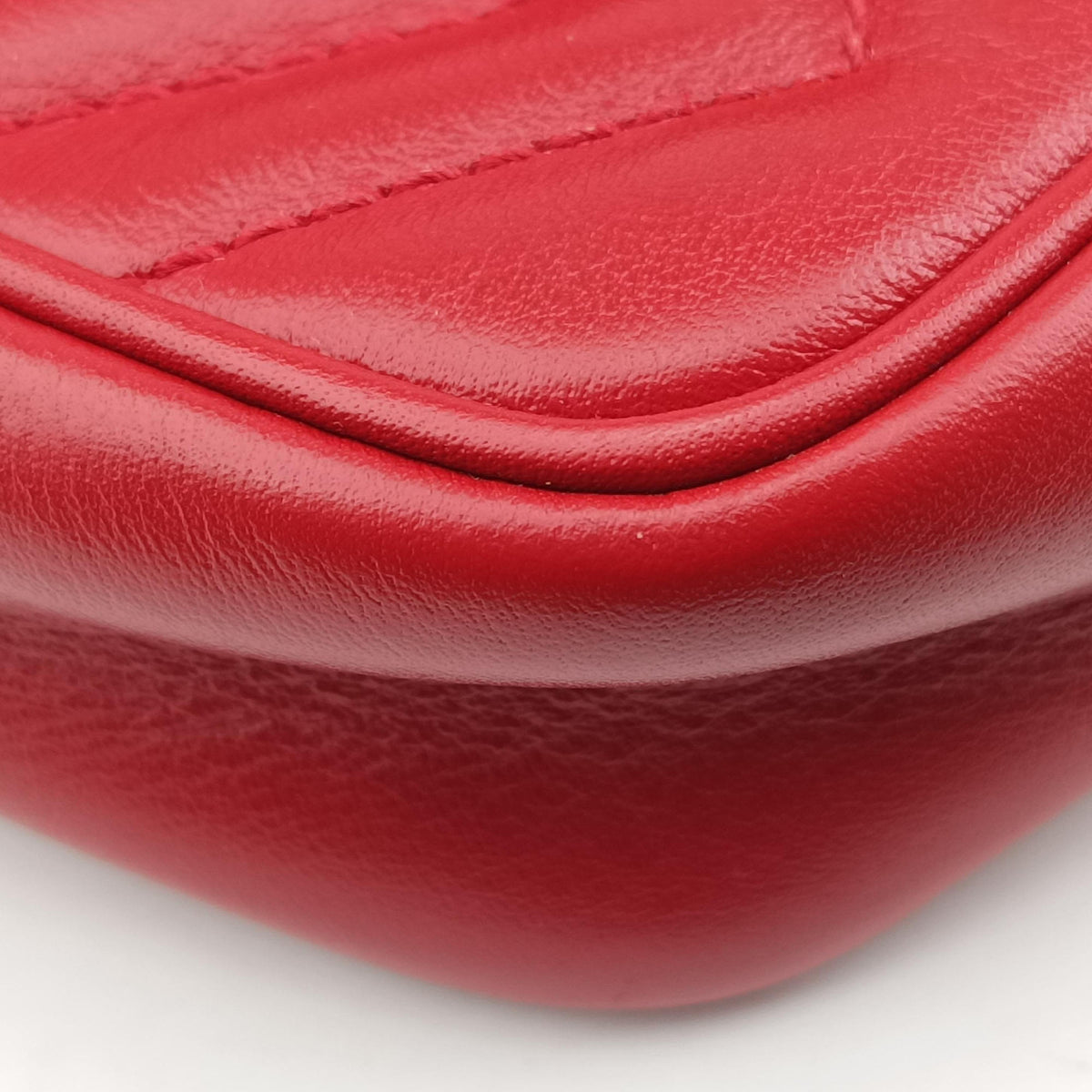 Pre-owned Gucci GG Marmont Red Leather 476433 shoulderbag | stylenewstar