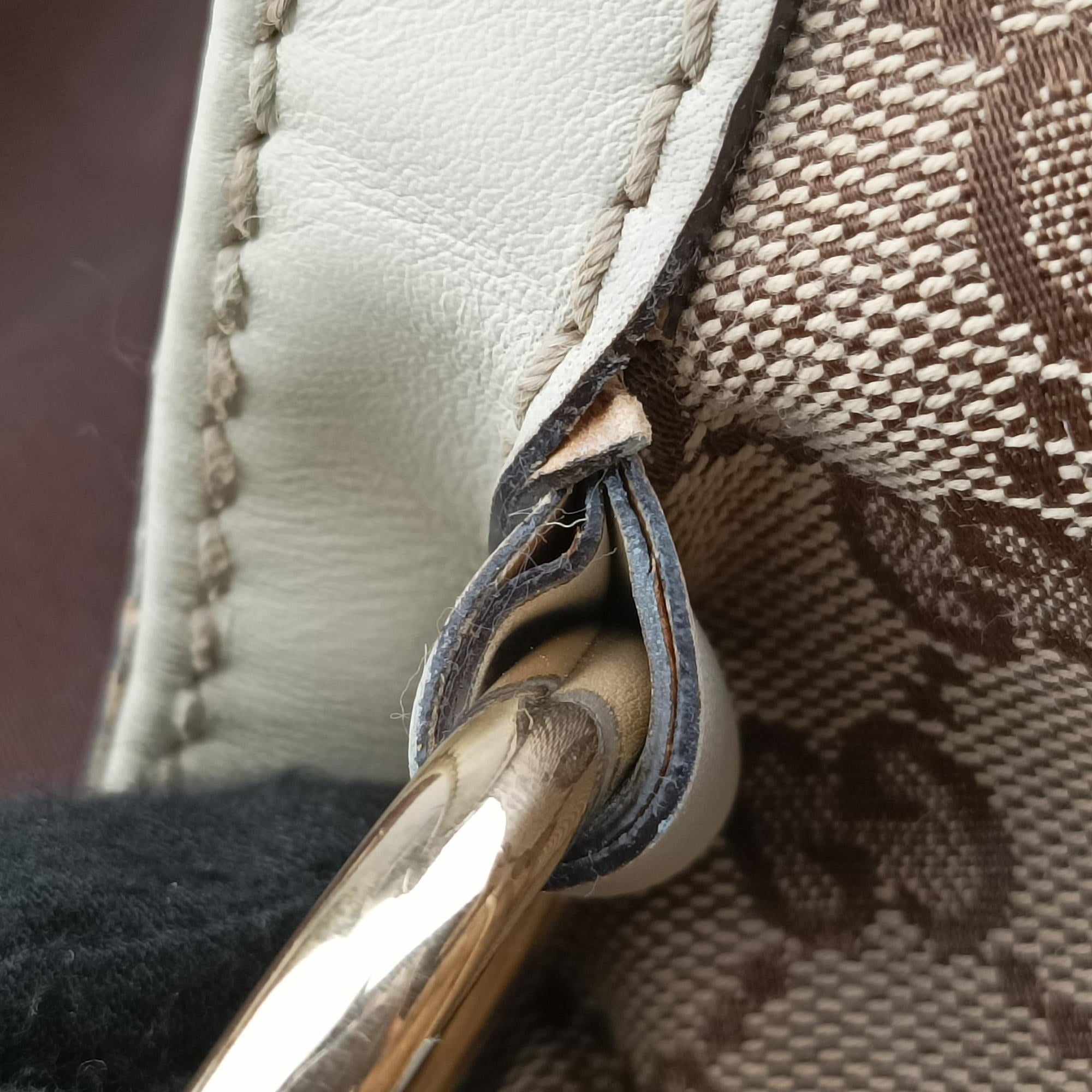 Pre-owned Gucci Sukey White×Beige canvas×leather 211943 handbag | stylenewstar