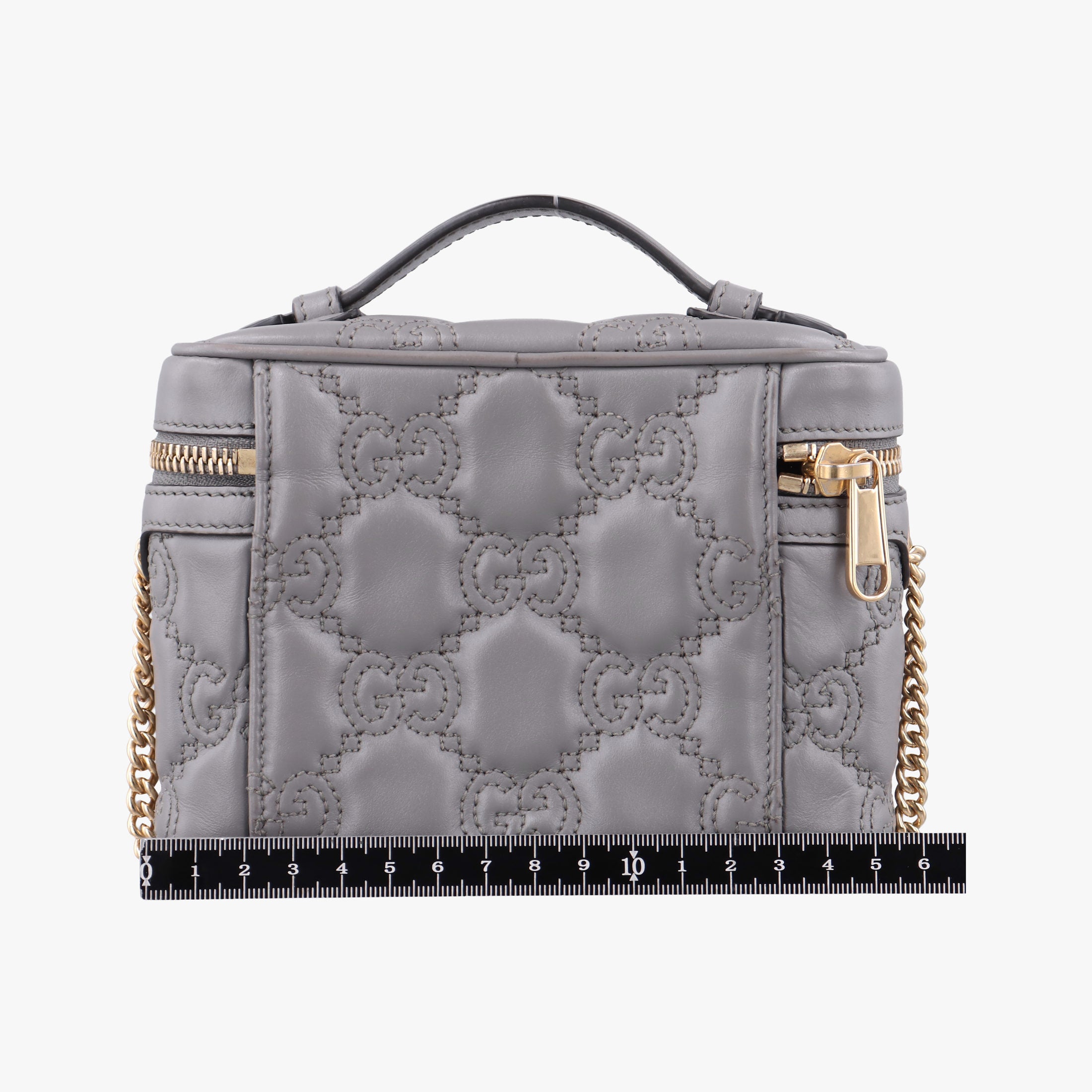 Pre-owned Gucci GG Matelasse Grey Leather 723770 shoulderbag | stylenewstar