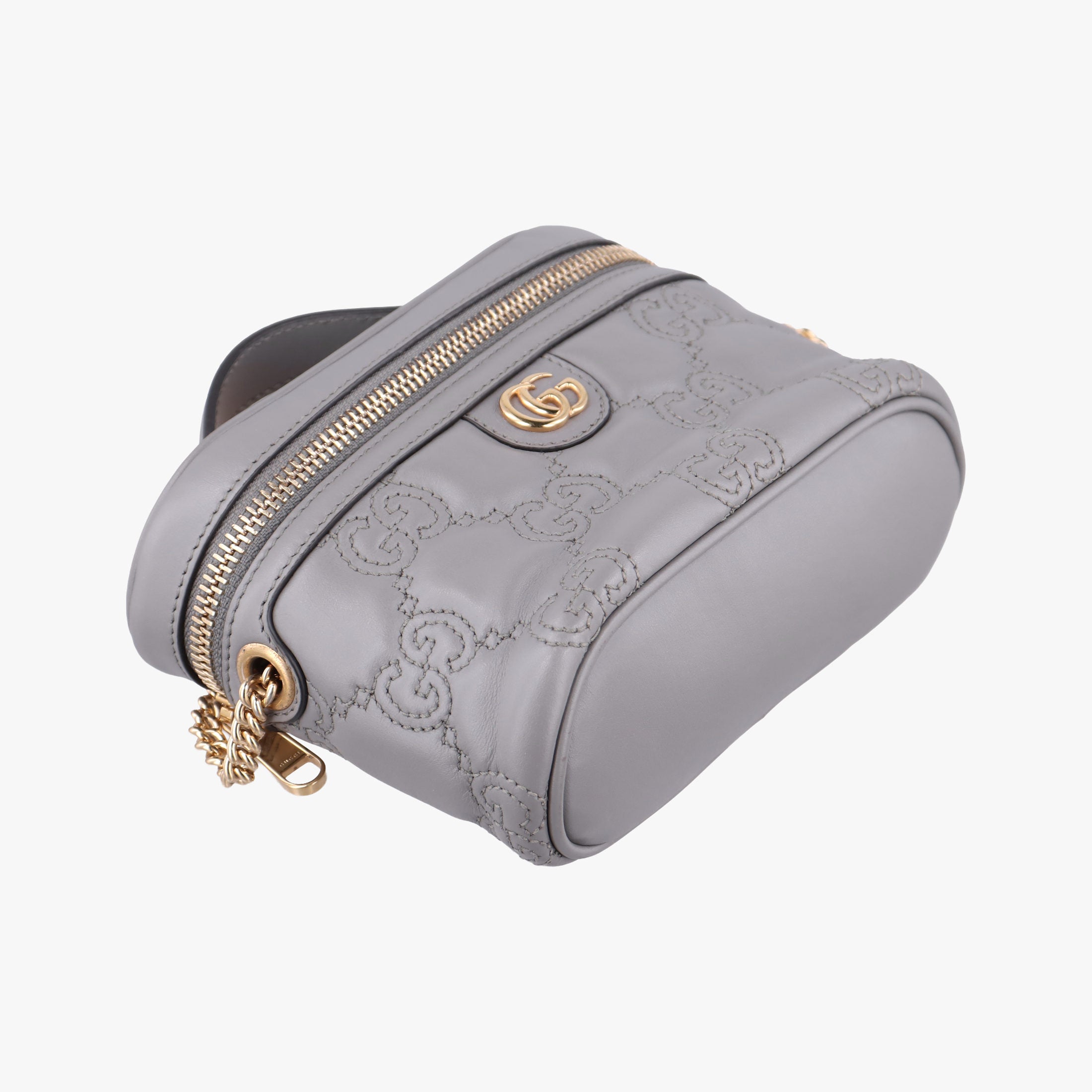 Pre-owned Gucci GG Matelasse Grey Leather 723770 shoulderbag | stylenewstar