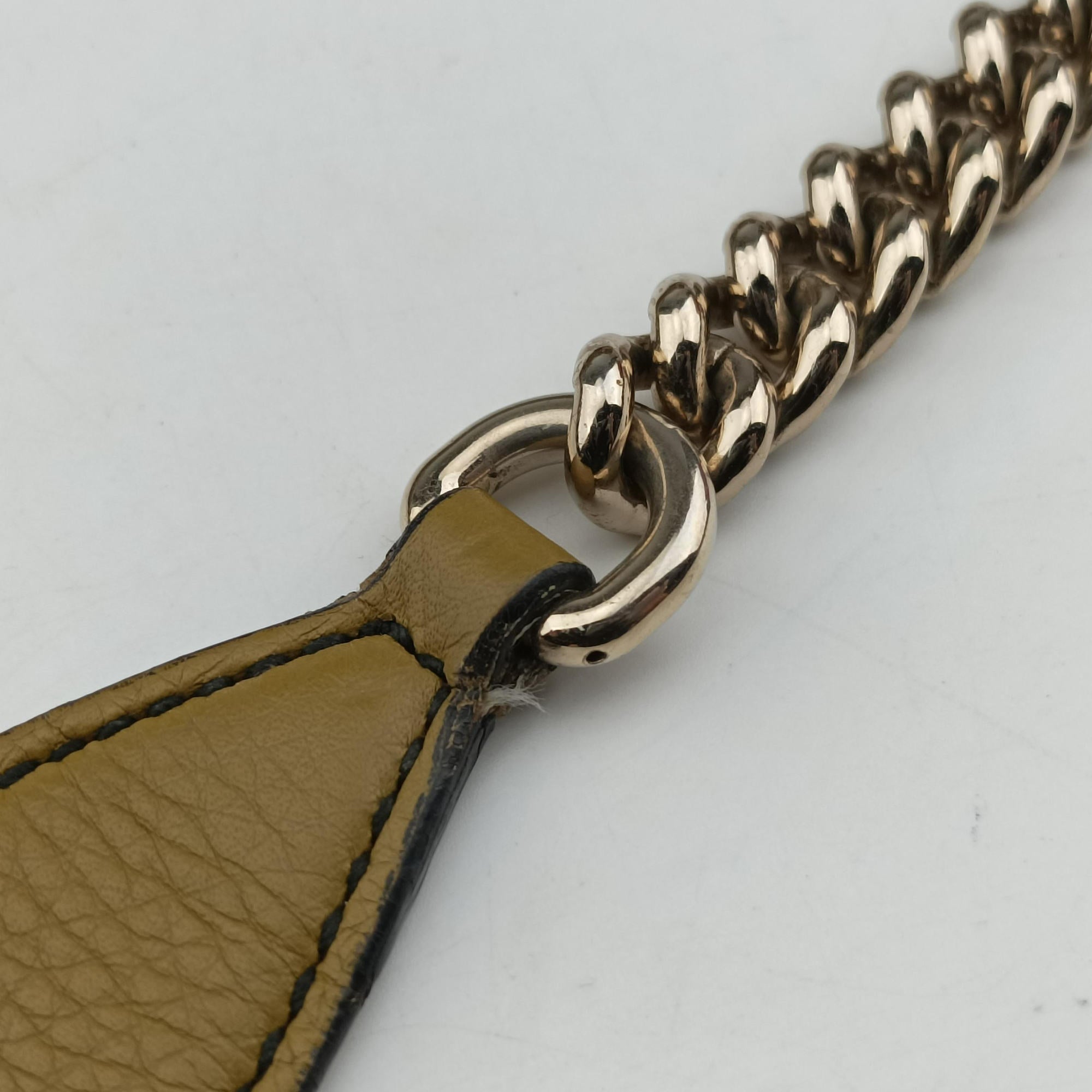 Pre-owned Gucci Emily Yellow Leather 295402 shoulderbag | stylenewstar